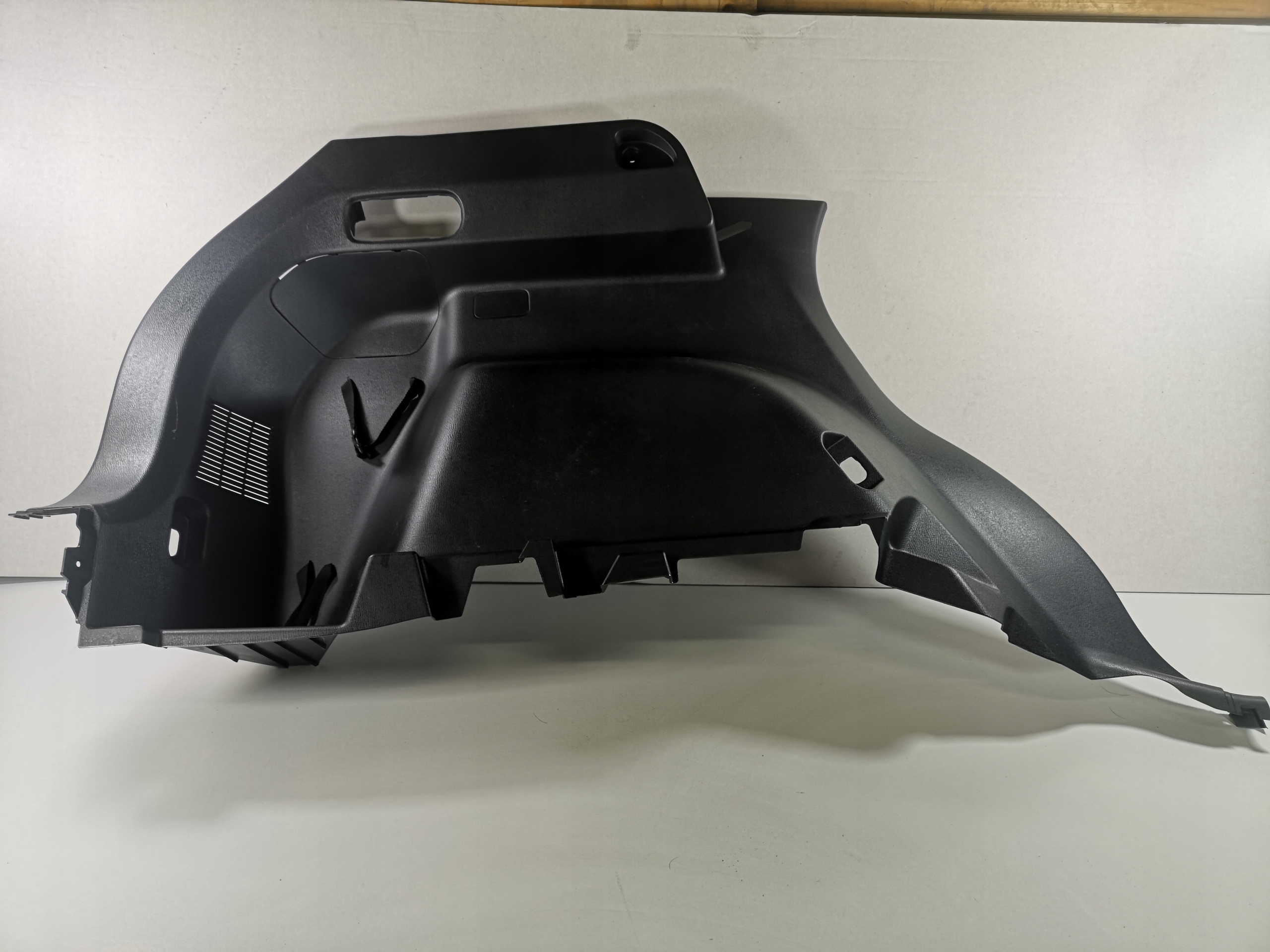 CX-5 CX5 TAPICERKA BOCZEK BAGAŻNIKA LEWA TYLNA