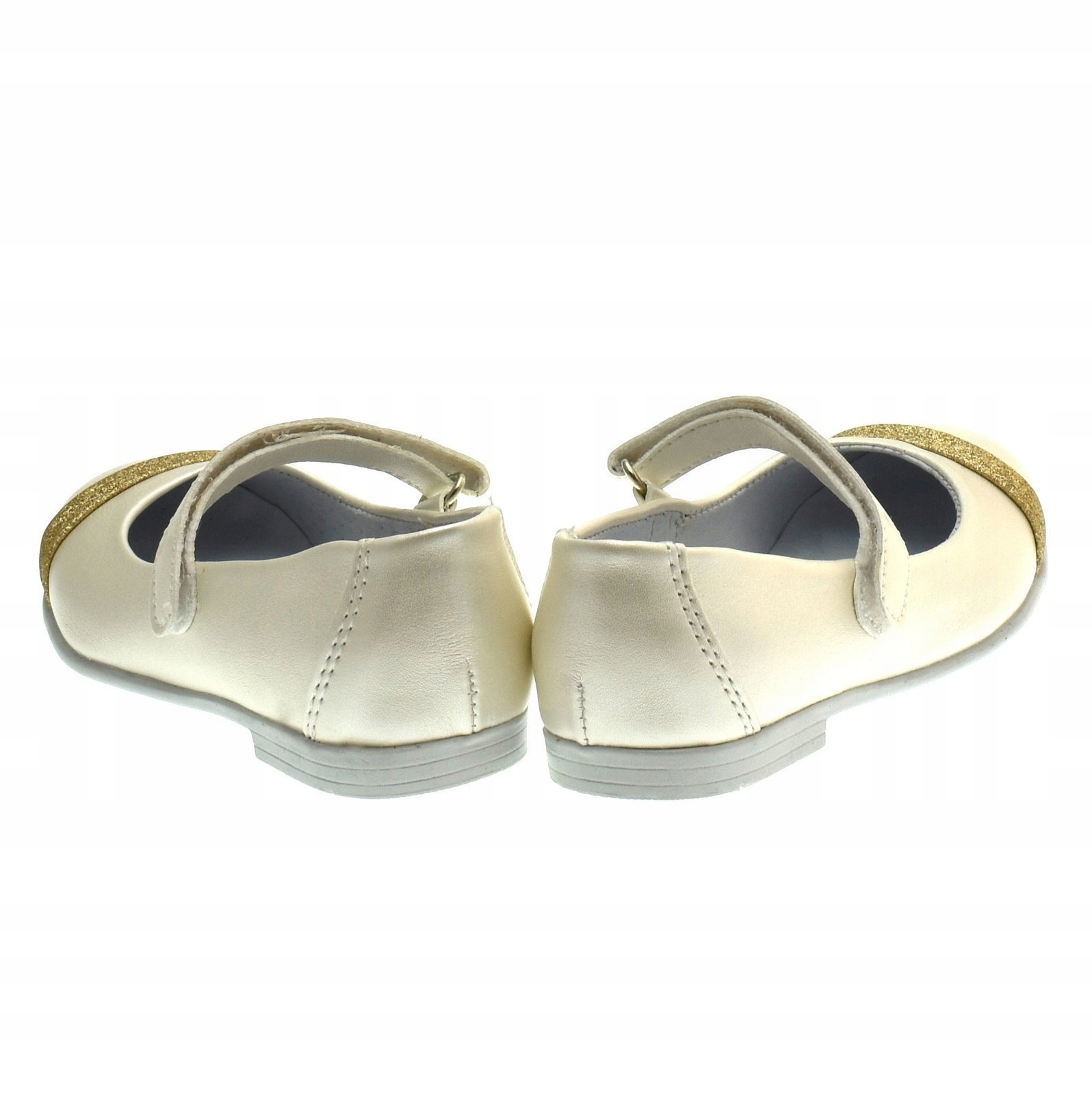 Buty komunijne Kornecki 06492 Perła r.28 Waga produktu z opakowaniem jednostkowym 470 kg