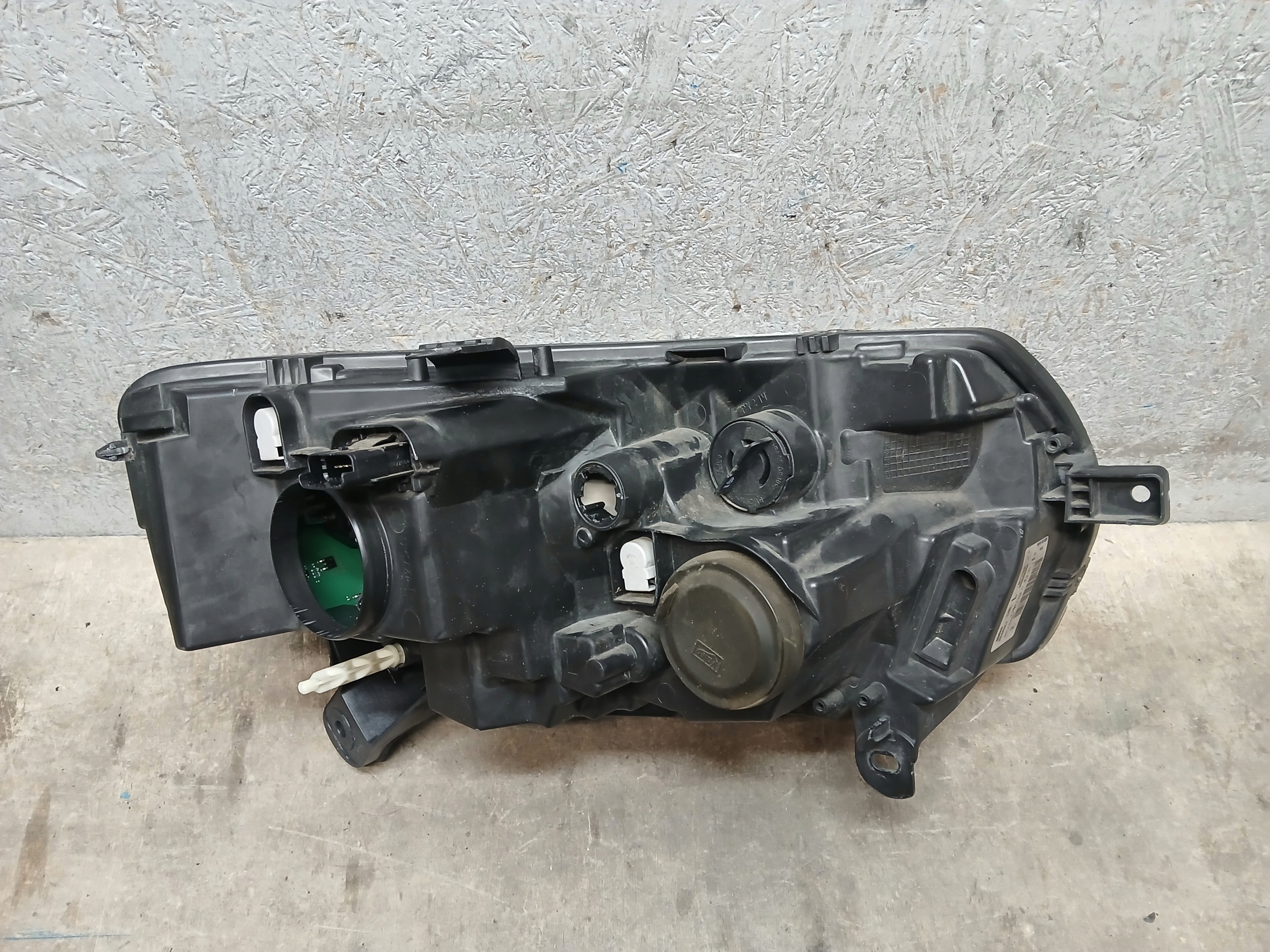 light front left DACIA SANDERO II 2 LIFT 15- LED 260605665R