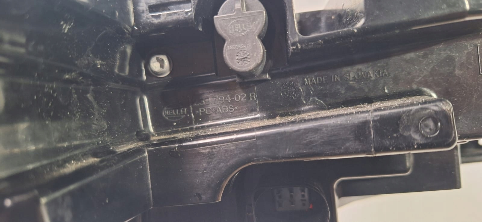 SKODA ENYAQ IV фонарь правый Crystal свет led 5LA945208C