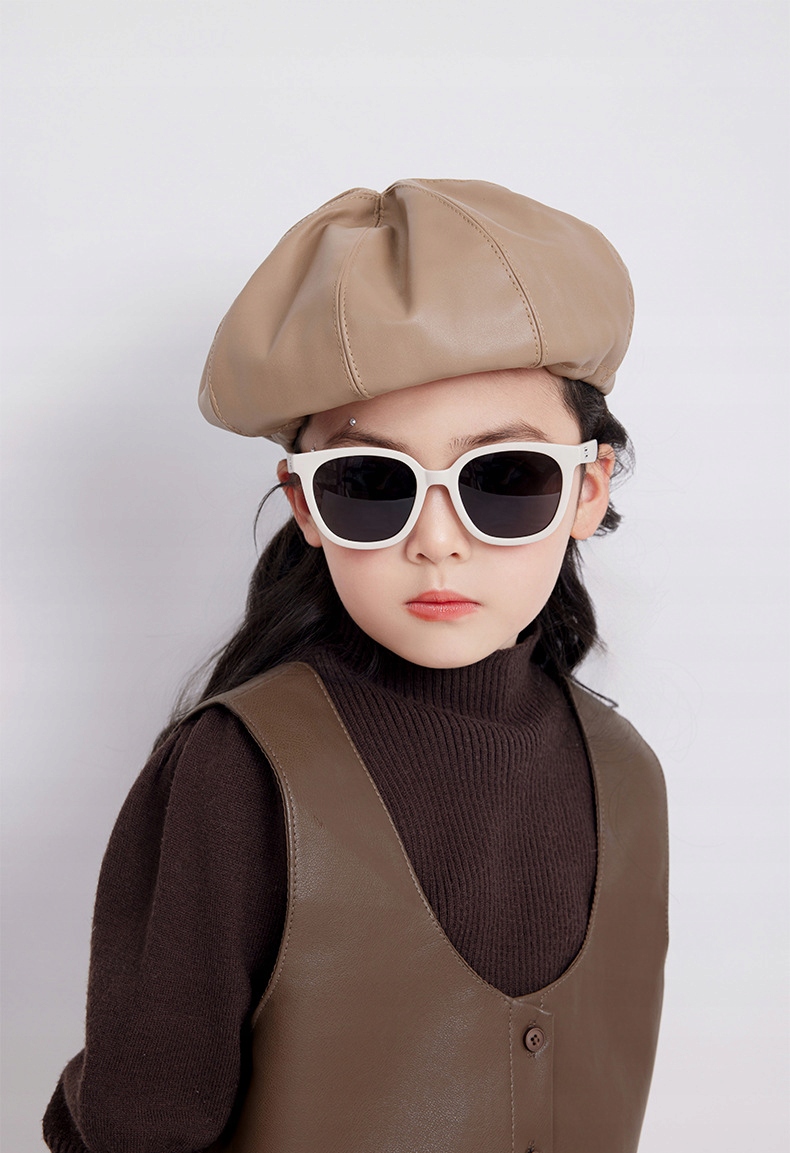 Dziecięce 5-9 lat Okulary przeciwsłoneczne z Polaryzacją dla dzieci PUDROWE Typ ochrony filtr UV-400 kat. 3