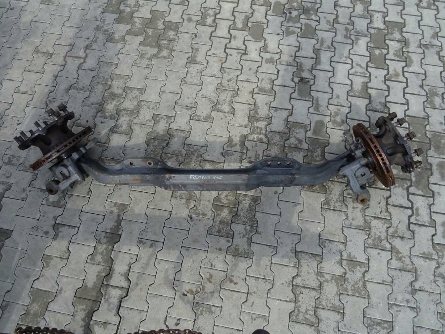 BELKA OŚ PRZÓD ZWROTNICE RENAULT PREMIUM DXI 460