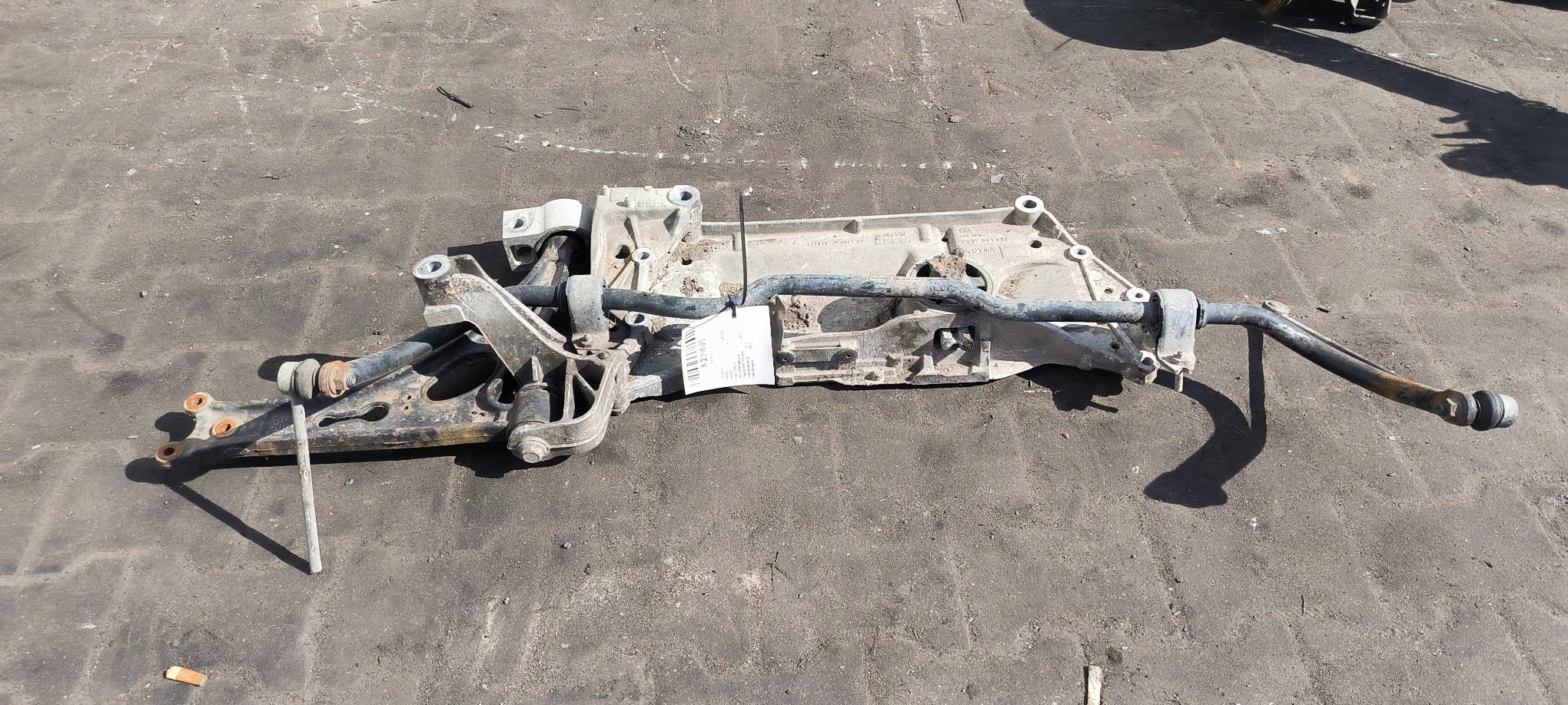 axle beam front VOLKSWAGEN TOURAN and