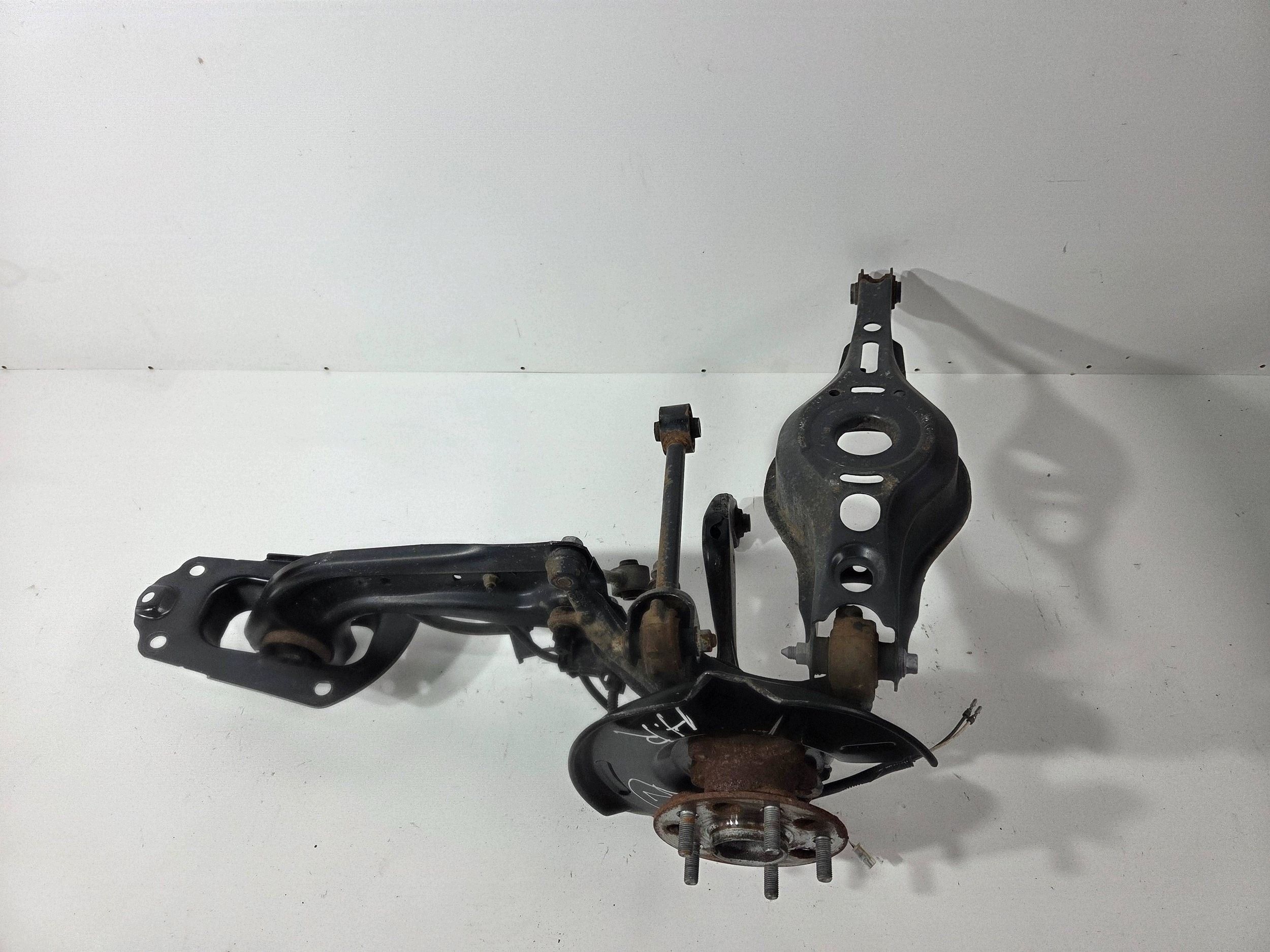 Toyota Corolla E21 swing rear right (Z635)