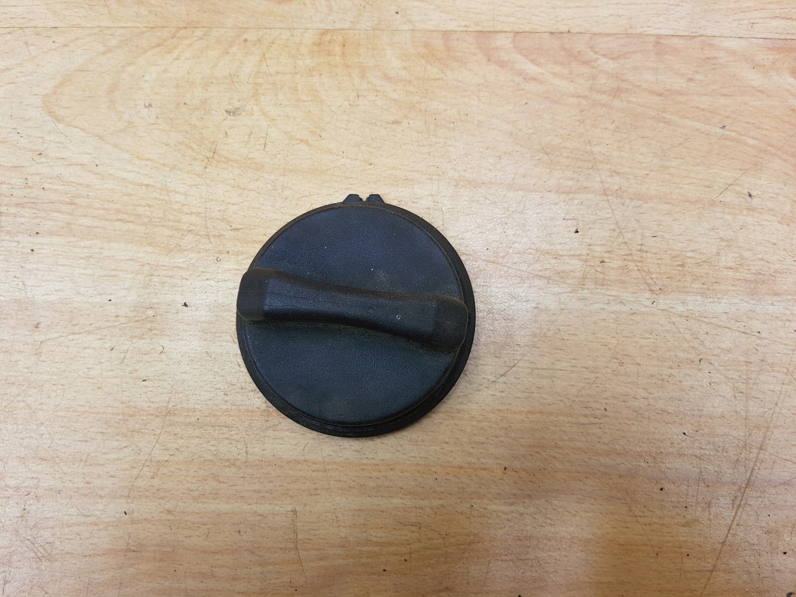 KOREK WLEWU PALIWA FORD MONDEO MK3 BENZYNA