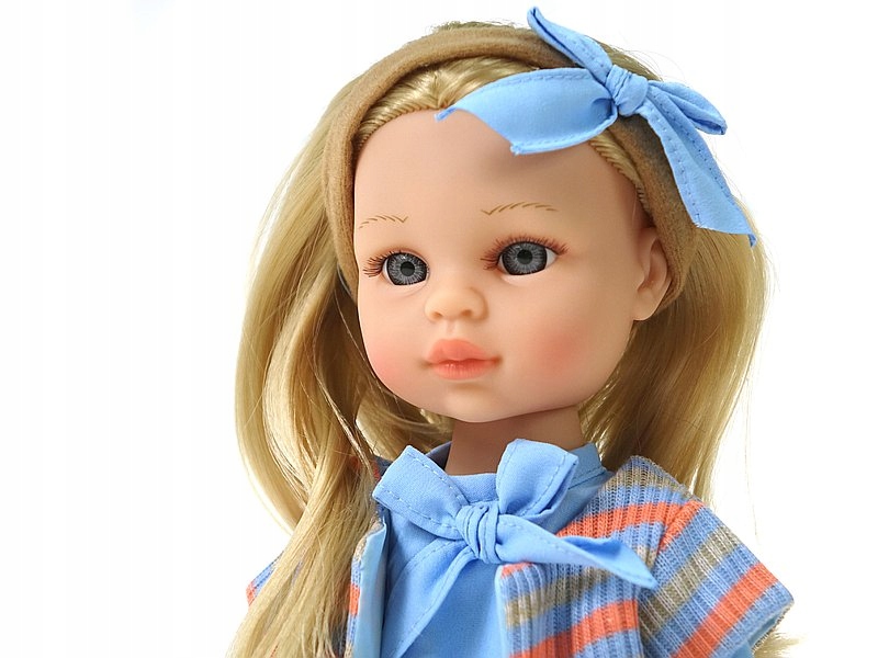 LALKA. MÓWI I ŚPIEWA. 38cm. OPAKOWANIE PREZENTOWE EAN (GTIN) 5901271591332