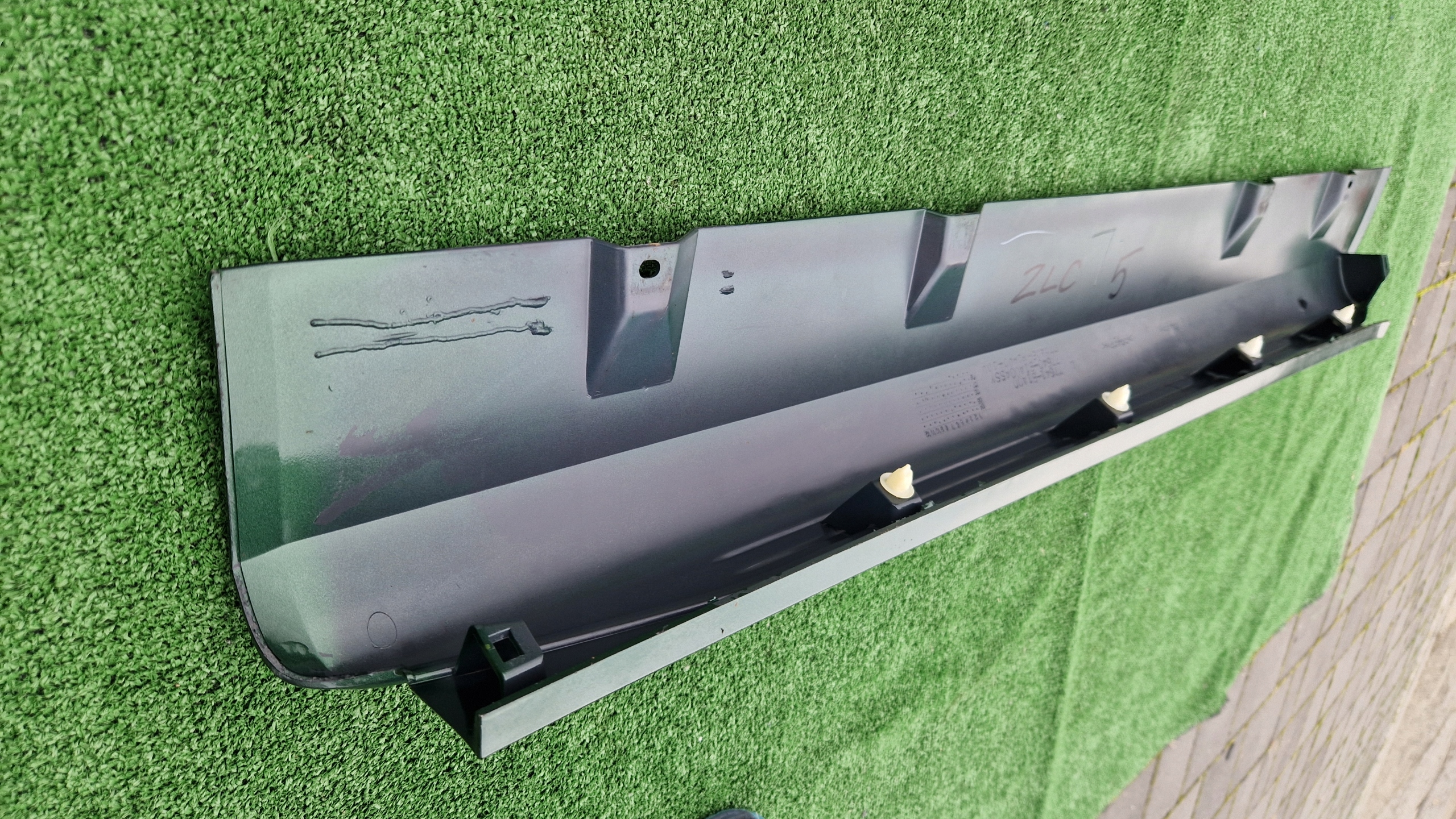 moulding threshold threshold left SUZUKI JIMNY 2008R > 2017R COLOR ZLC