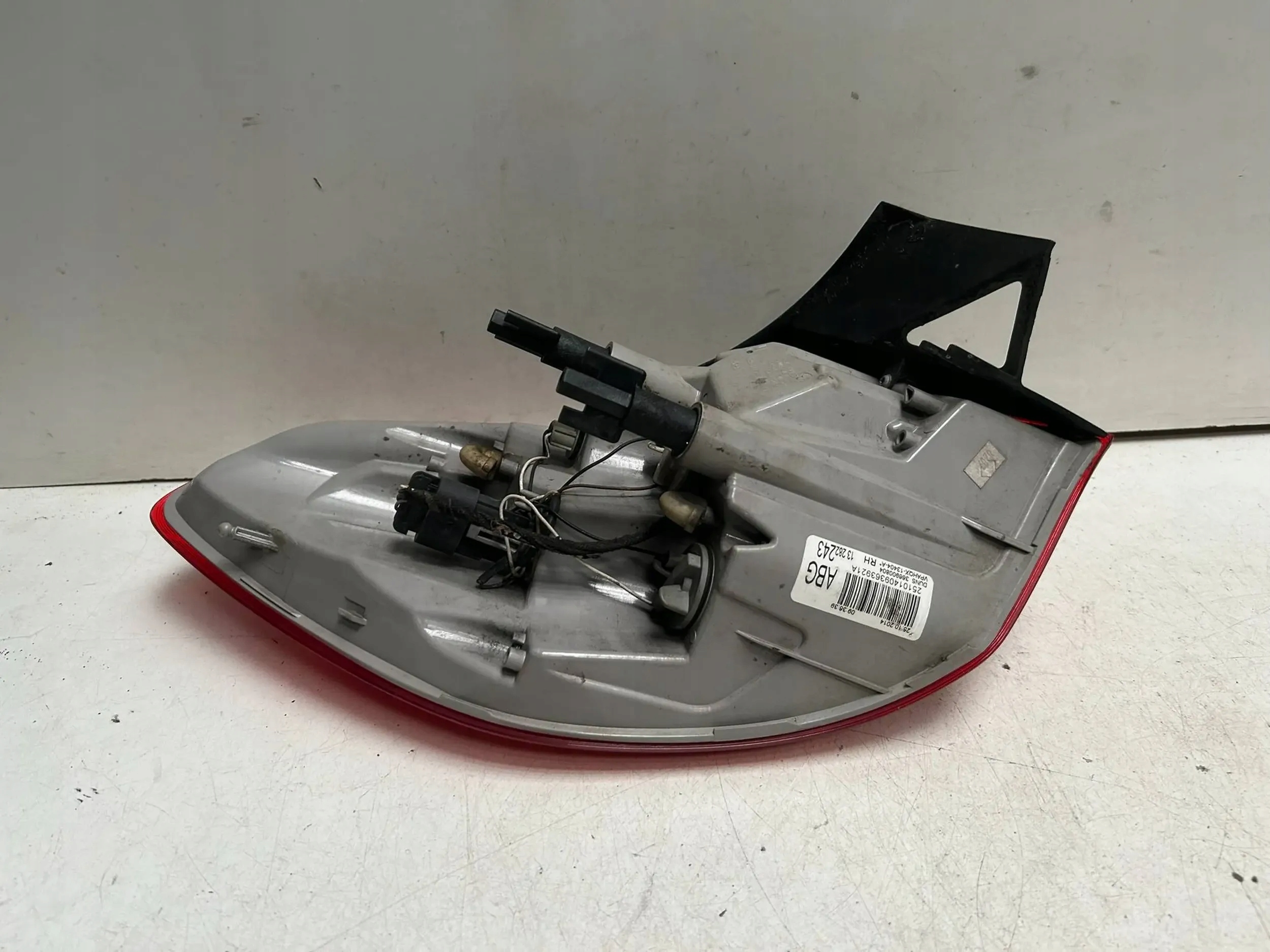 Lampa tył prawy Opel Astra J Producent części Opel OE