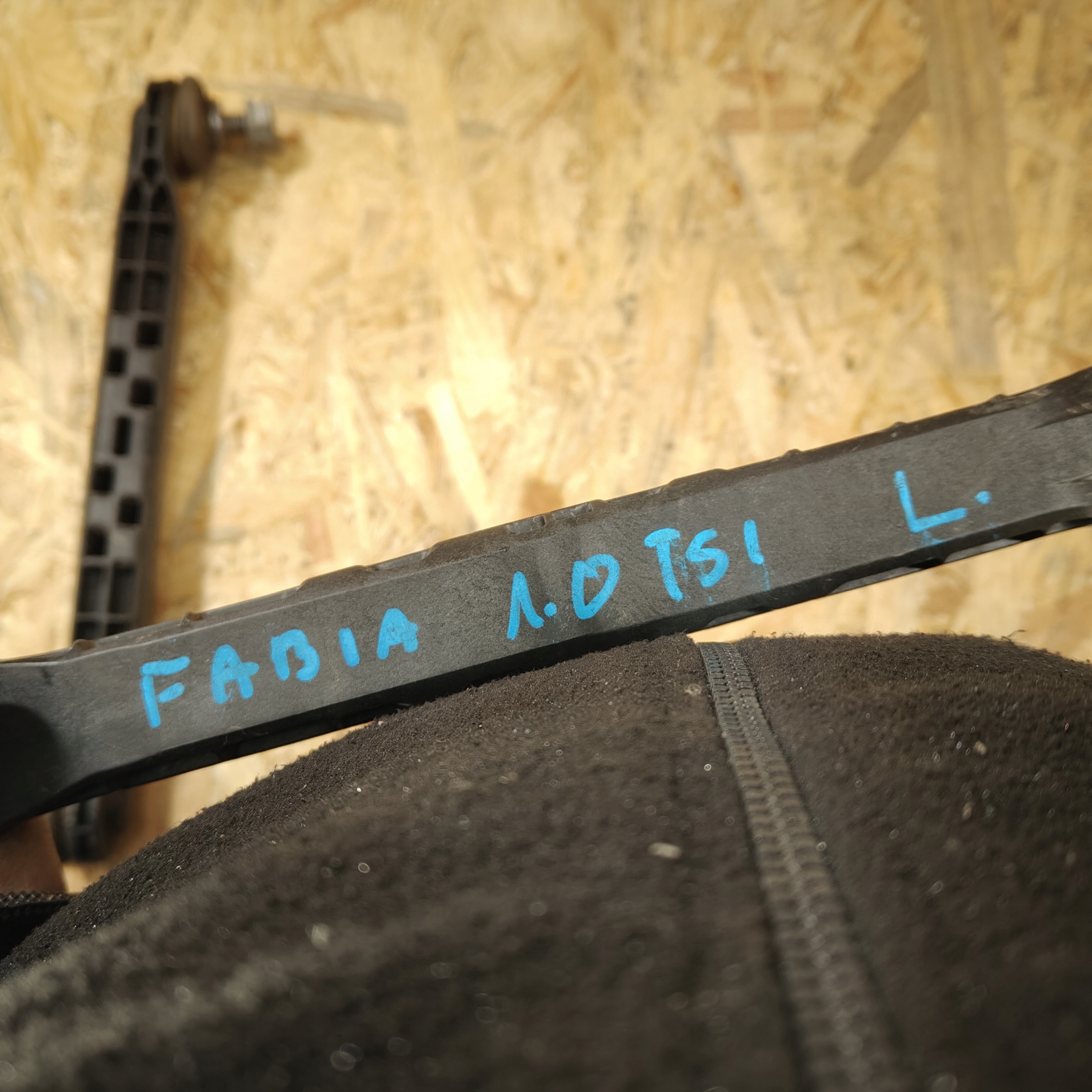Stabilisator vorne SEAT VW SKODA