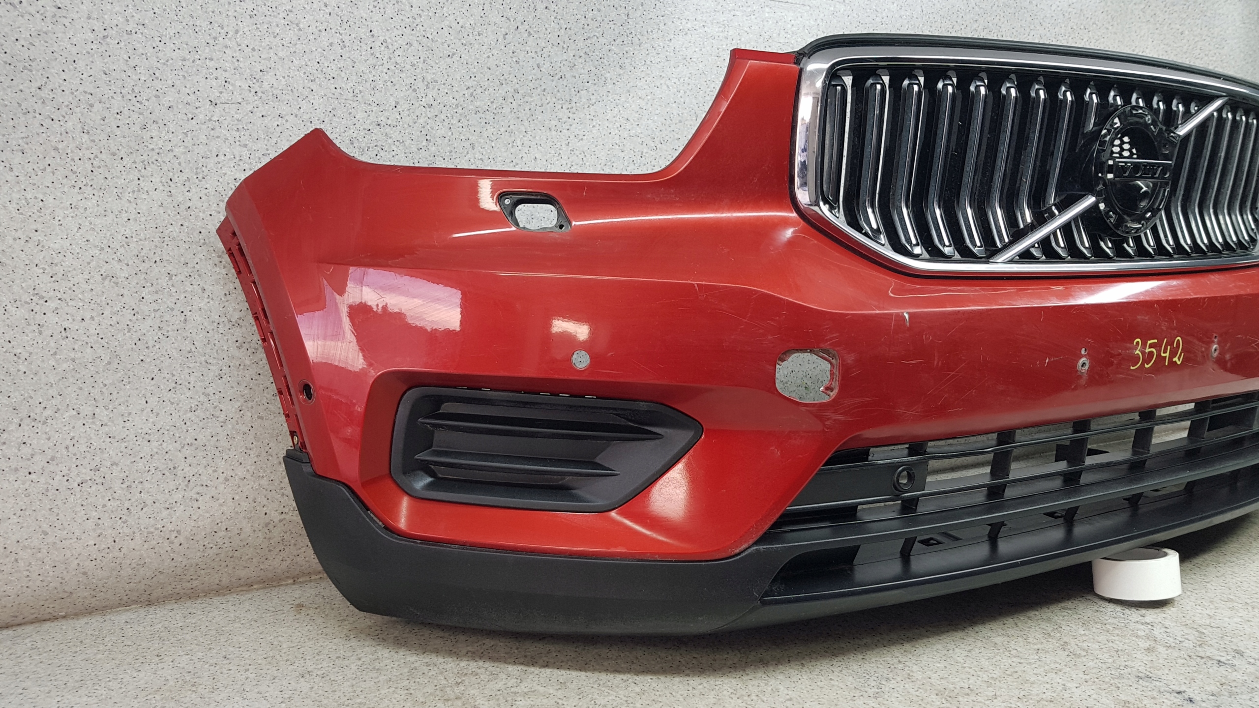 VOLVO XC40 XC 40 2017 - bumper front 3542