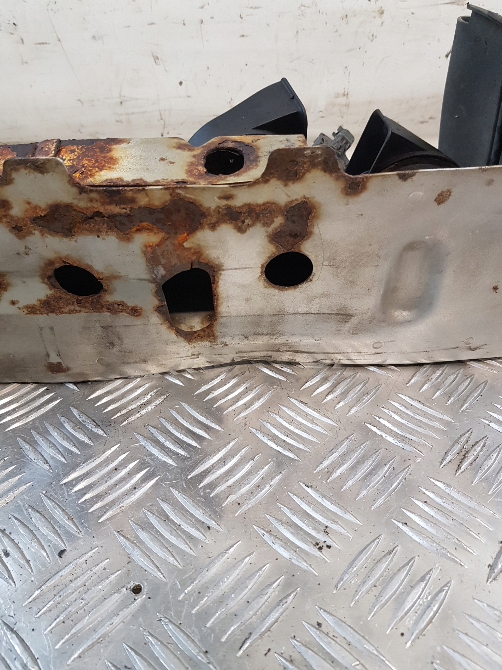 bumper support front FORD FOCUS MK2 LIFT 08R