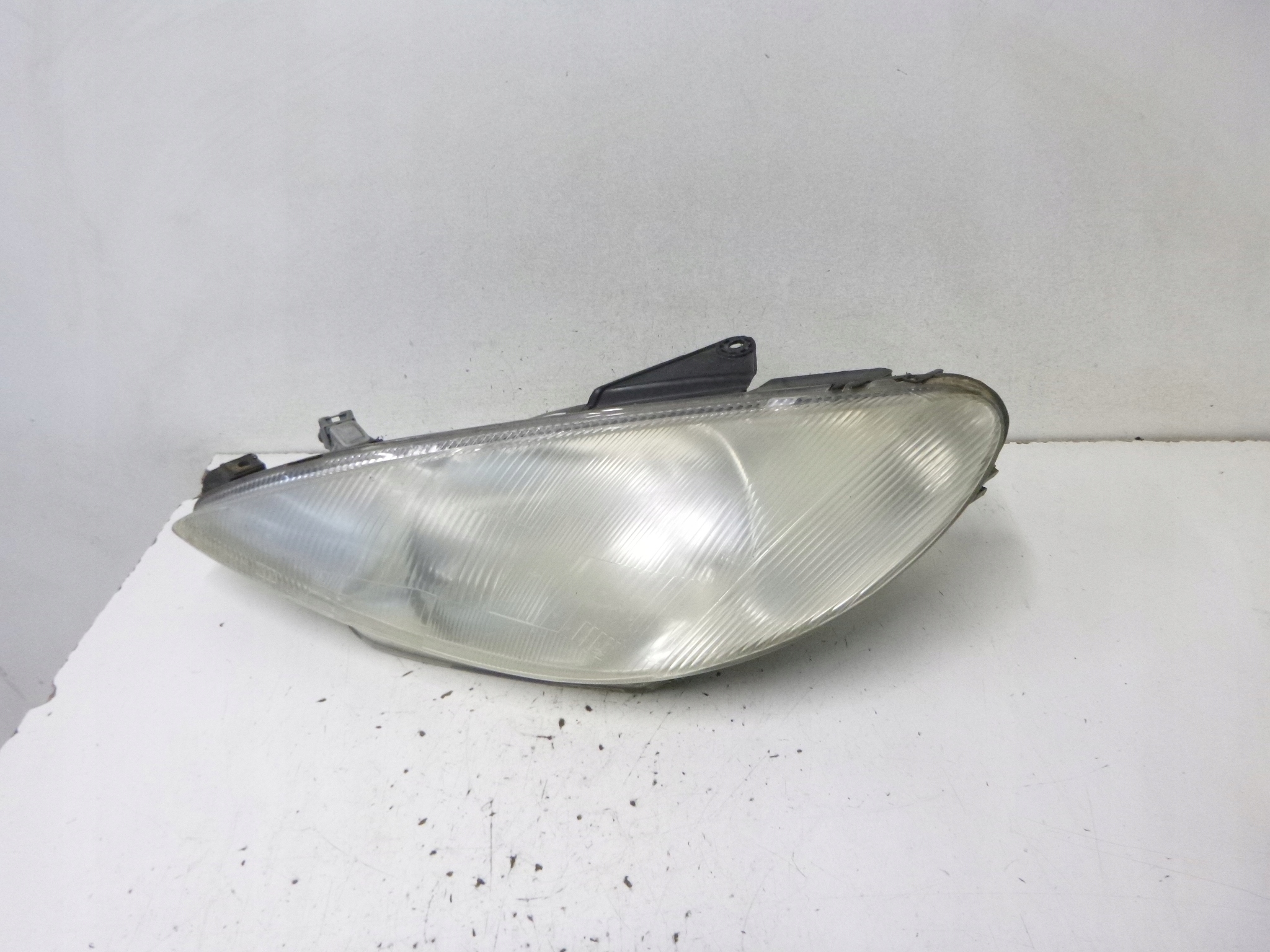 light front left Peugeot 206 1998 - 2002r.