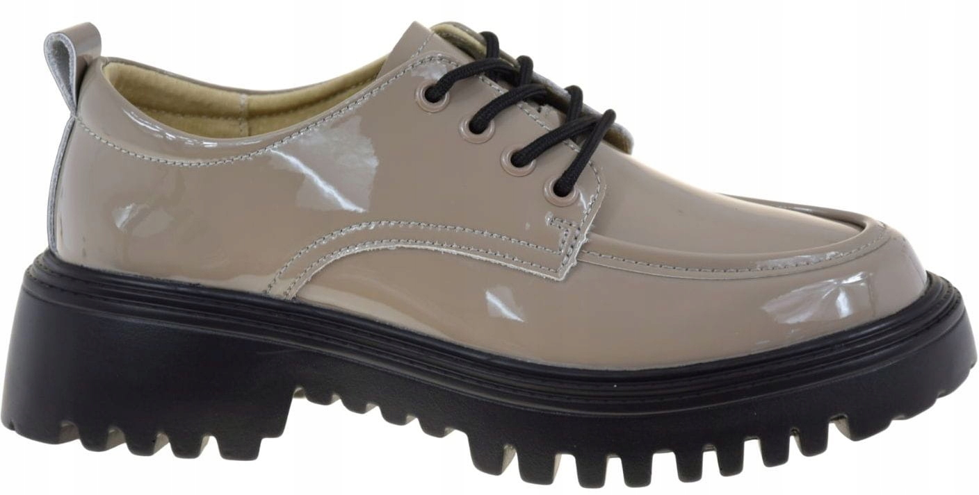 Dámské polobotky Artiker 55C1007 béžové kožené lakované elegantní VEL.37