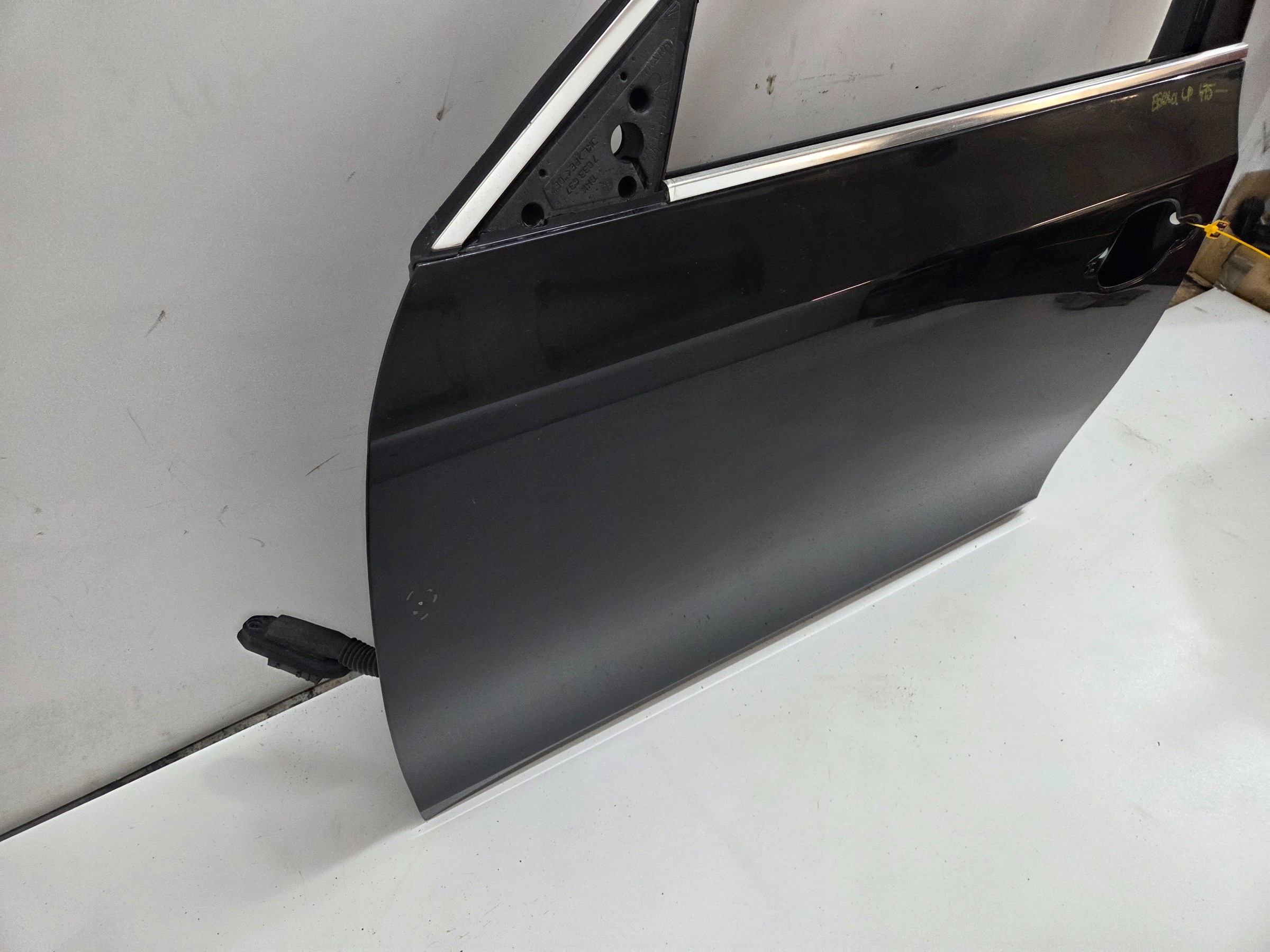 dveře levé přední BMW E60 E61 475/9 EUROPA