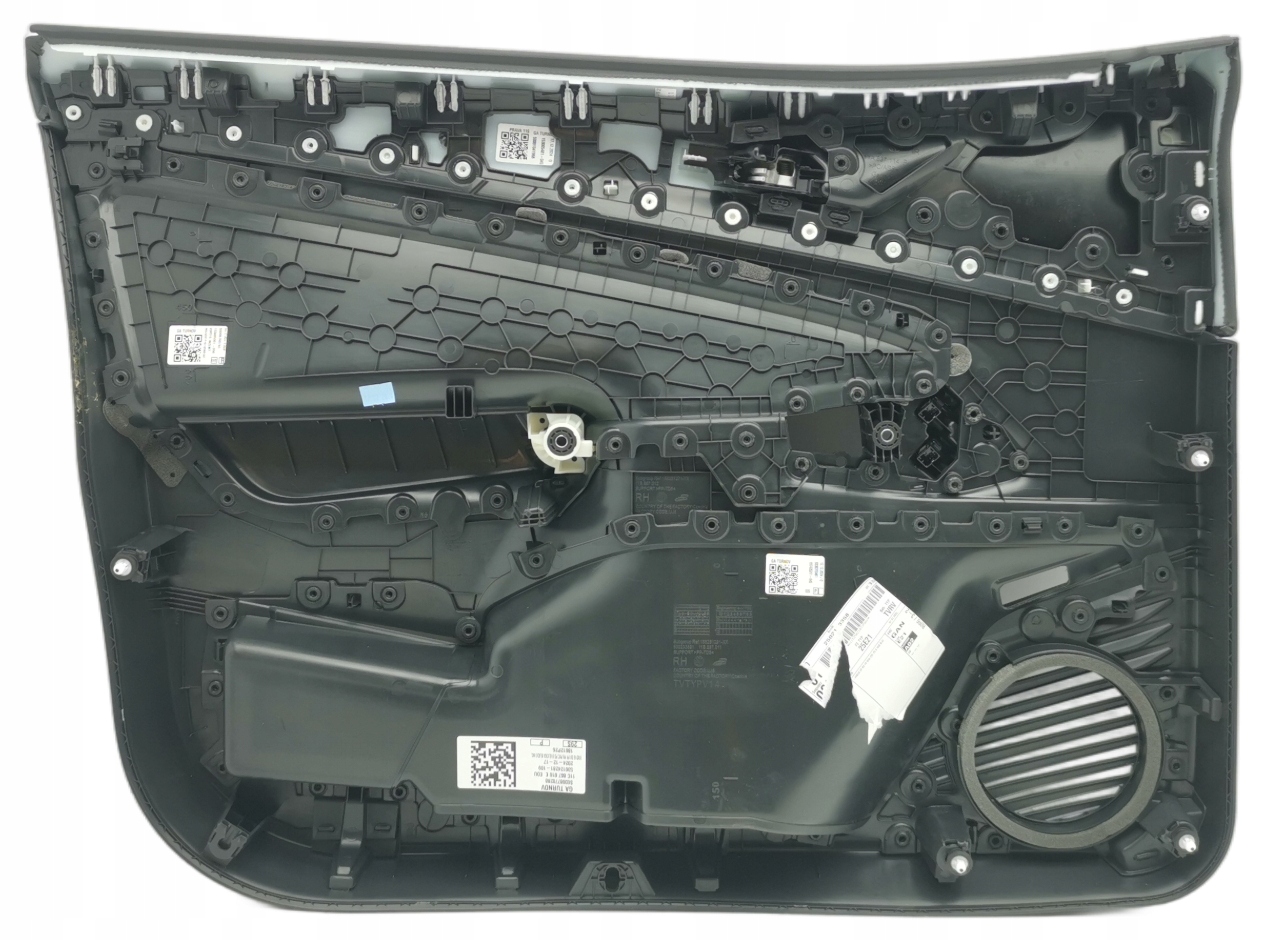 дверные карты правый передний vw id.5 11C867010E