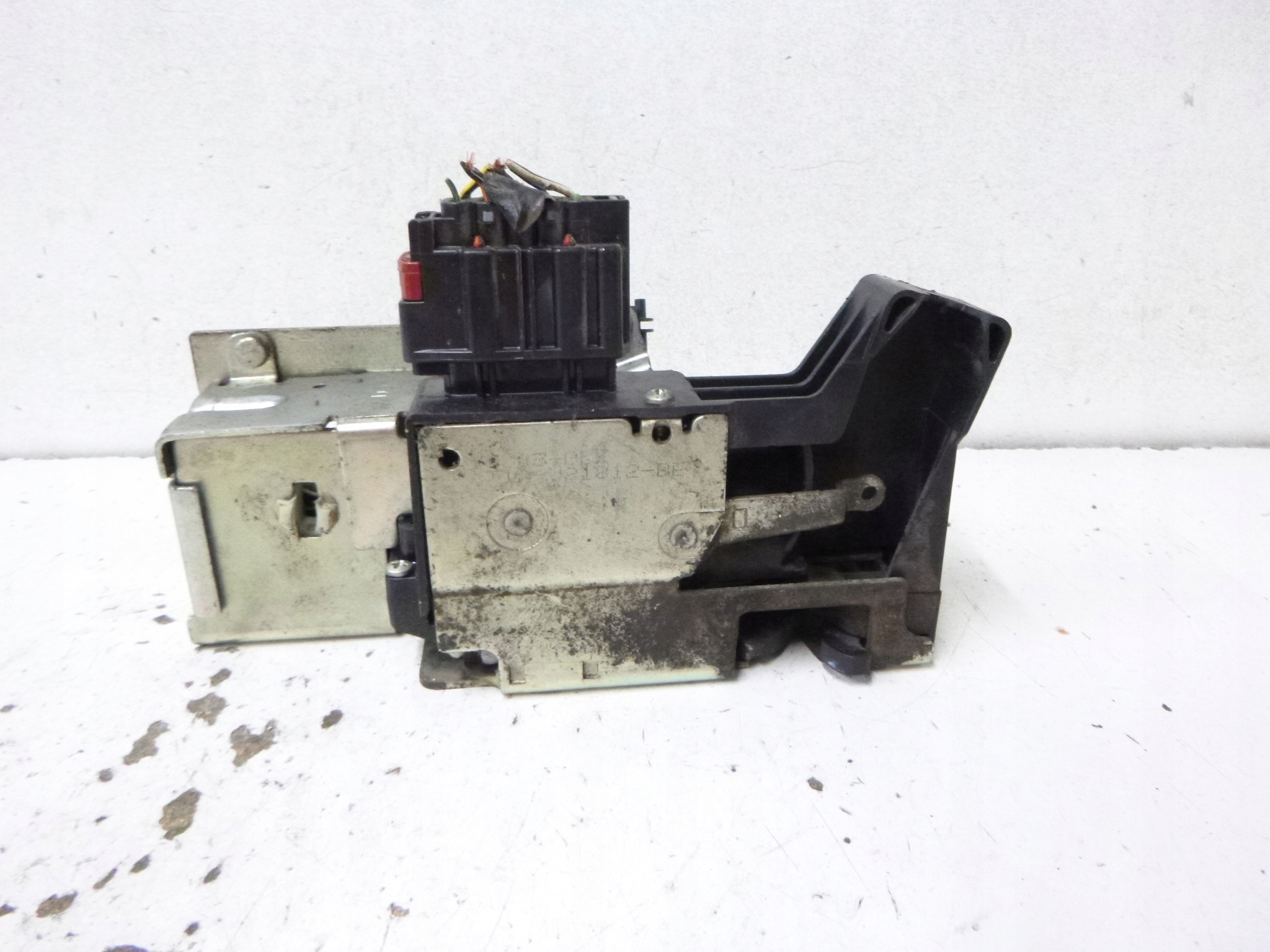 lock door front right Ford Transit Connect MK1 2004r.