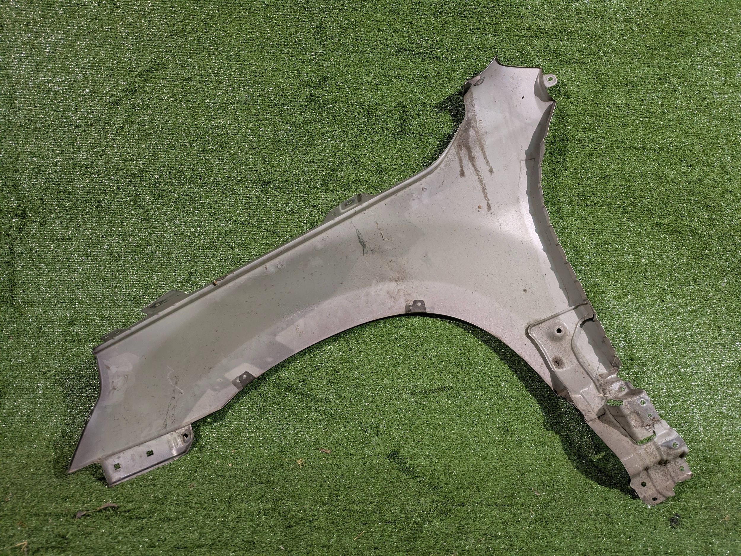 fender right front SUZUKI GRAND VITARA III 05- NR.286