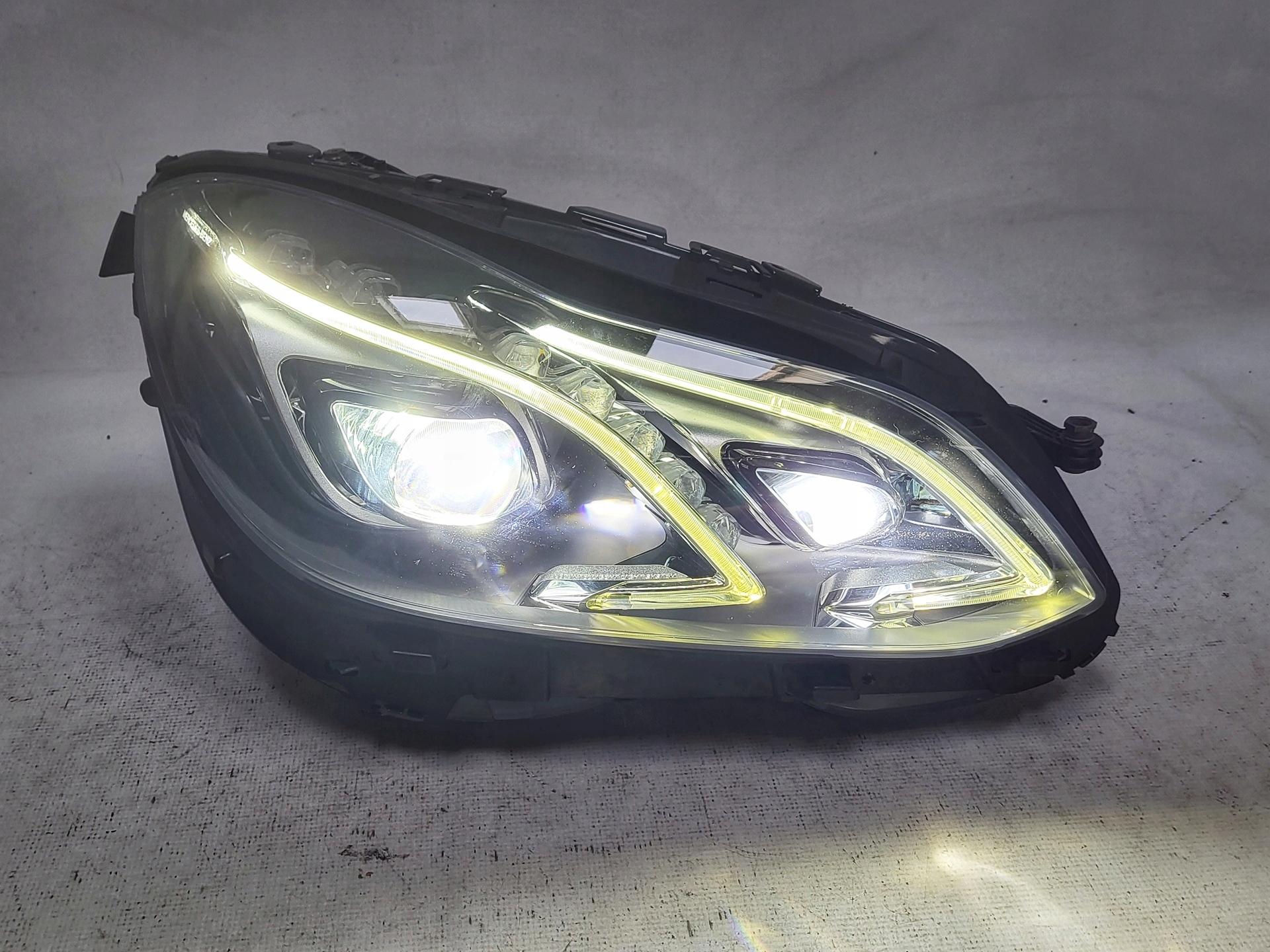 MERCEDES W212 Lifting FULL LED ILS Kompletna Prawa F.V.A.T