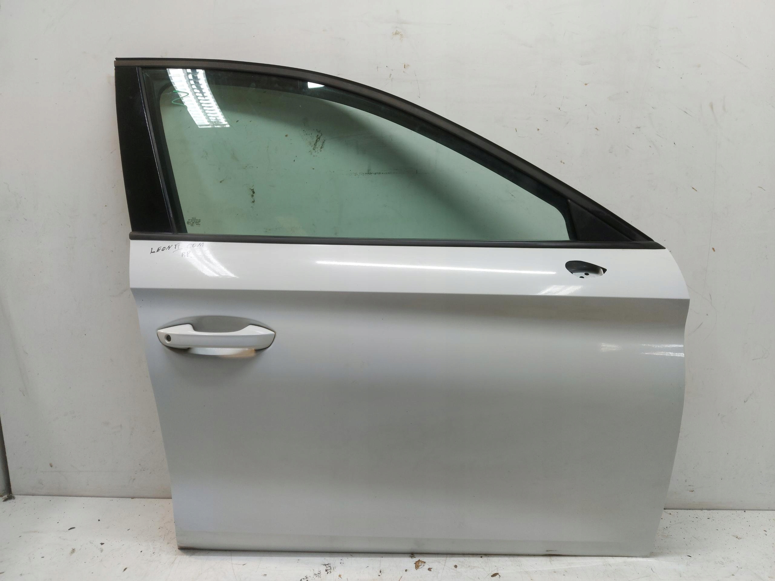 Seat Leon IV 5FA KOMB door right front front lc9a colour biale