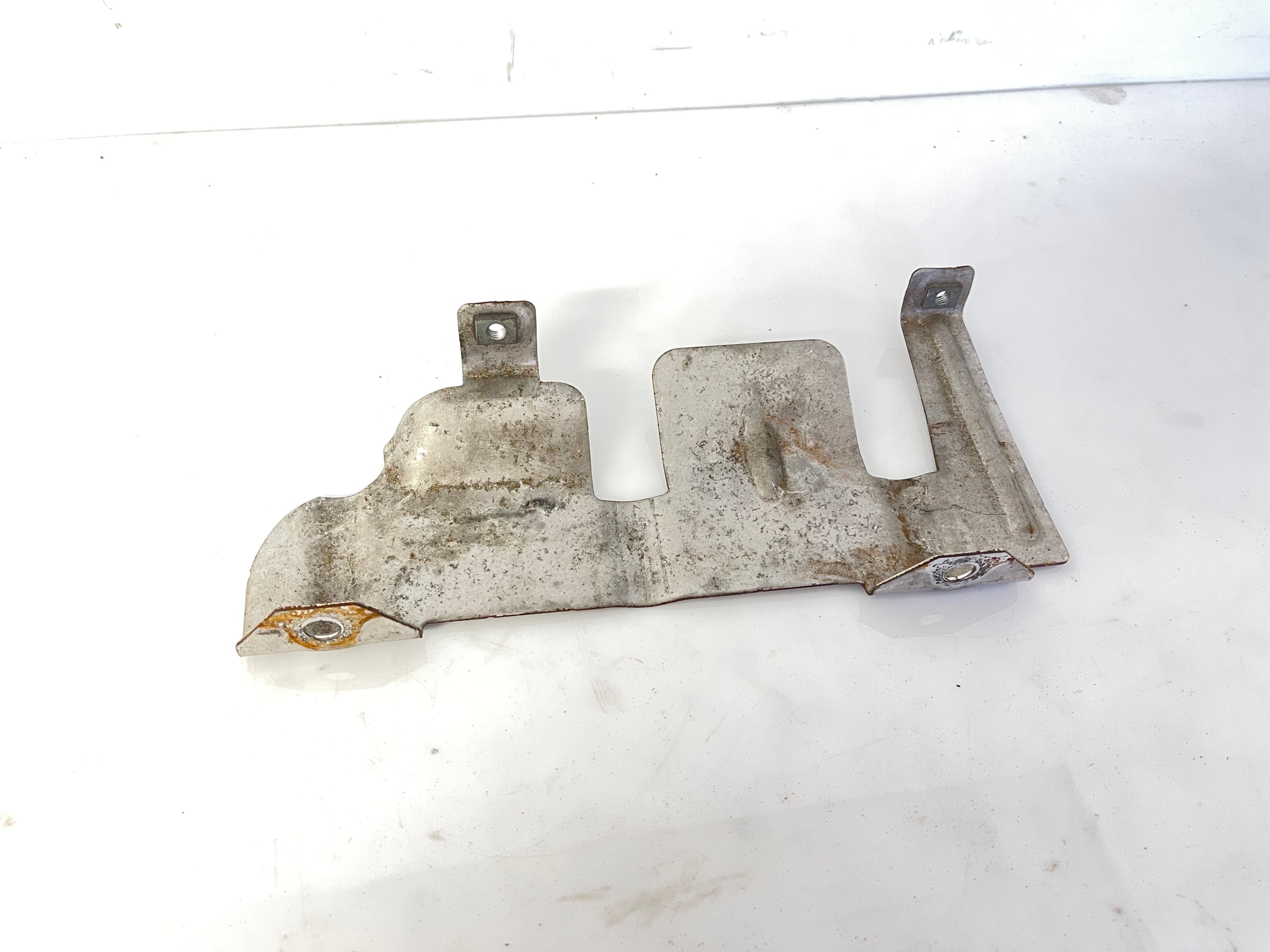 AUDI A6 C7 2.8 FSI Blende Abdeckung des Abgaskrümmers 06E253008J