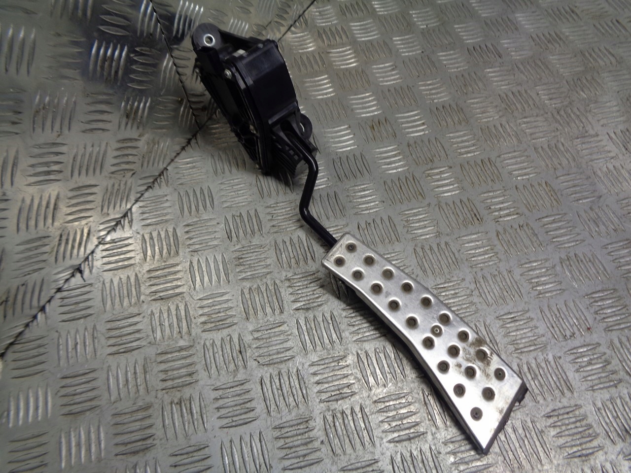 POTENCJOMETR GAZU HONDA CIVIC VIII 1.8 JM08A