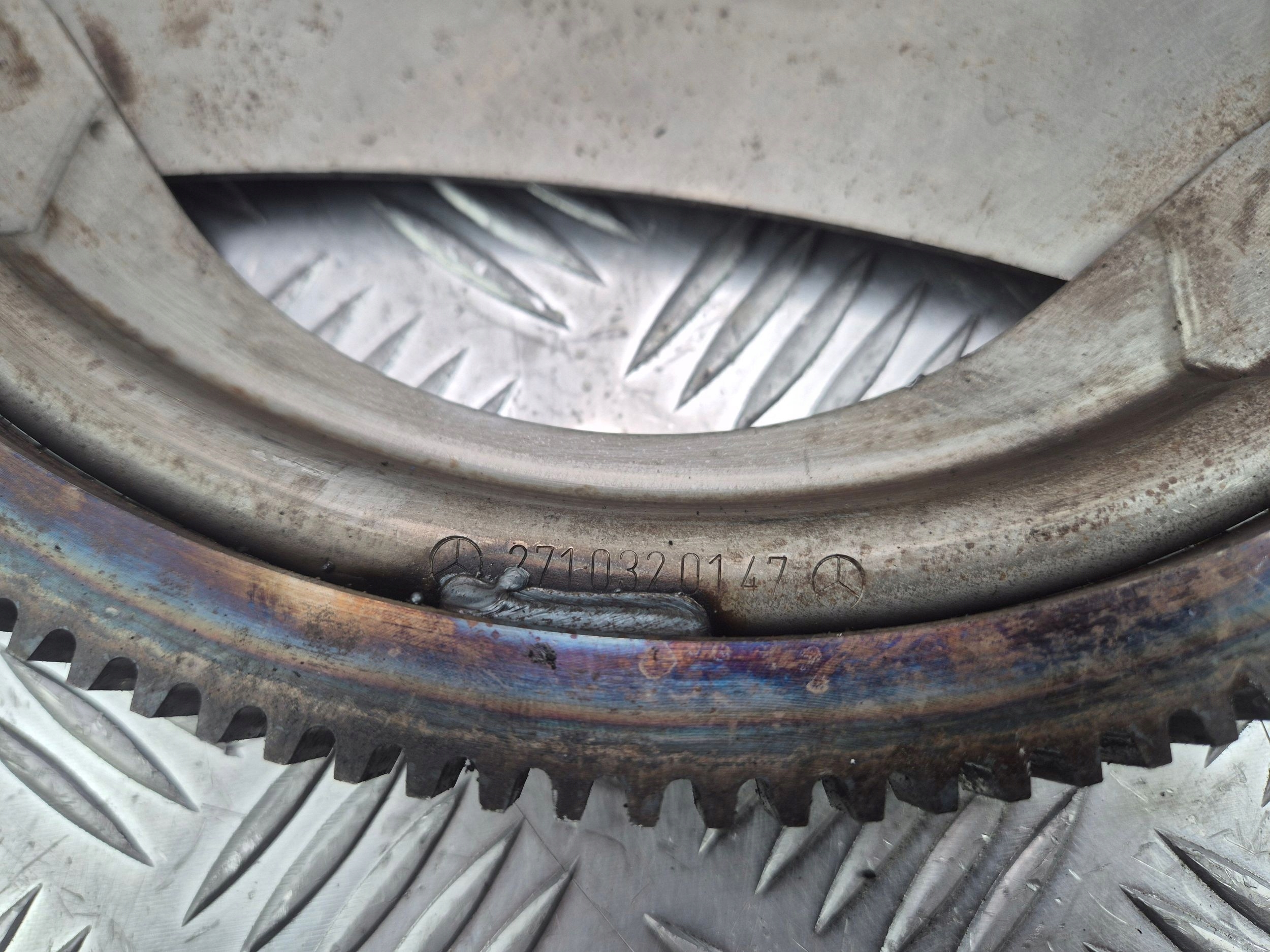 wheel flywheel Mercedes E200 CGI W212 2710320147 M271