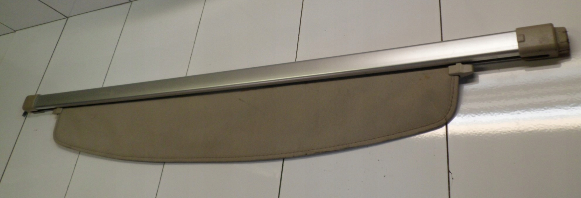 MITSUBISHI OUTLANDER blinds boot