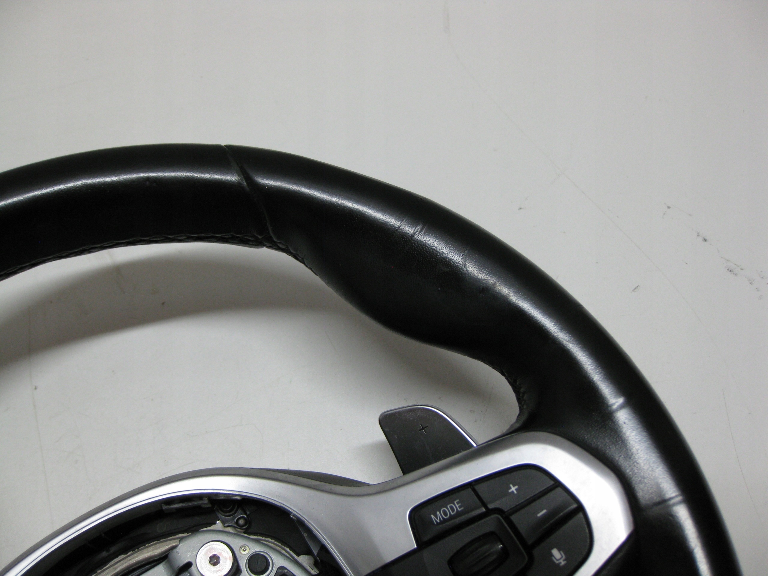 BMW 5 G30 3.0D 19R steering wheel, leather with shifting m-packet 8094542