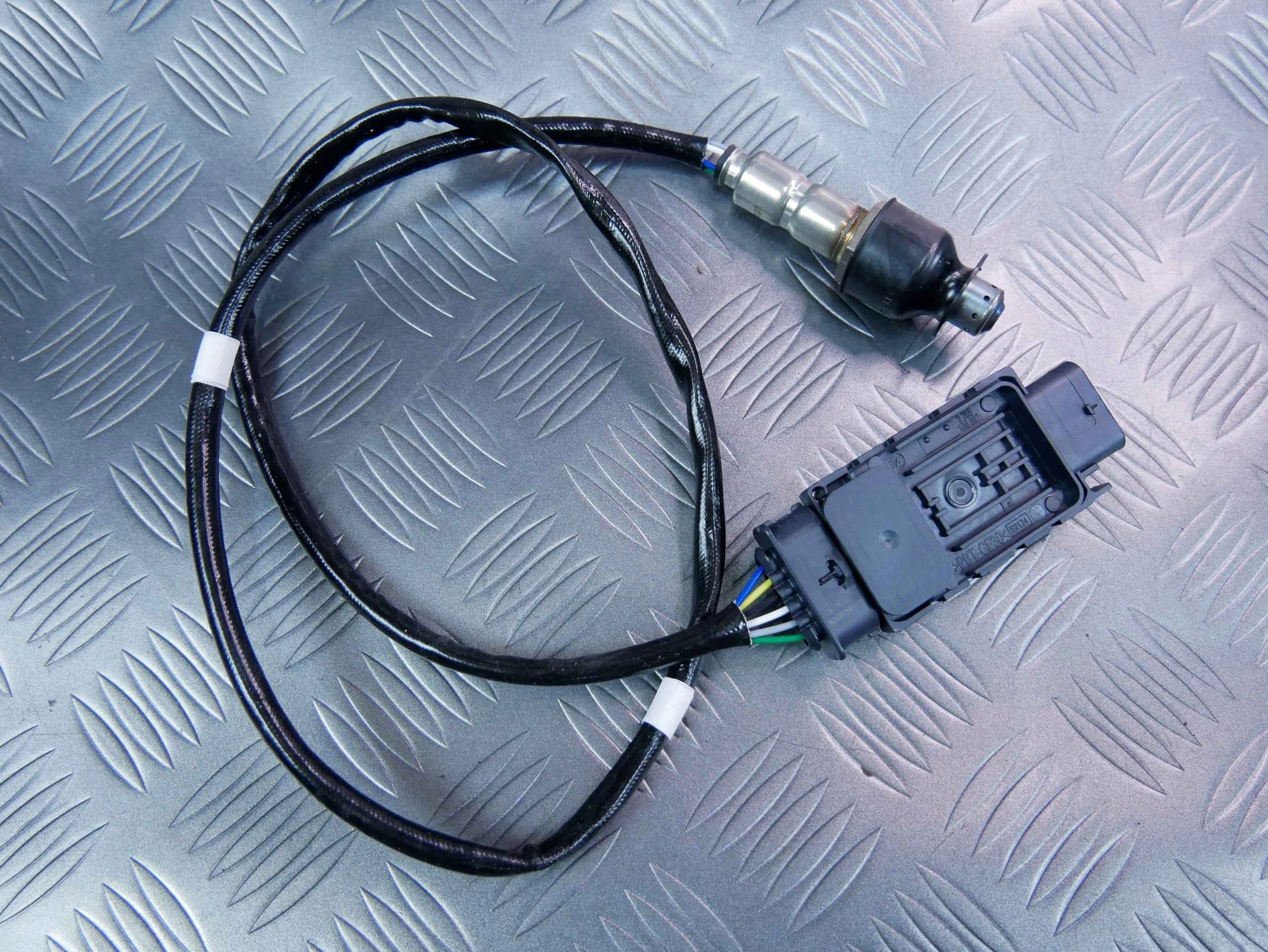 лямбда-зонд oem 8W0907807BG Audi A4 A5 B9 tdi
