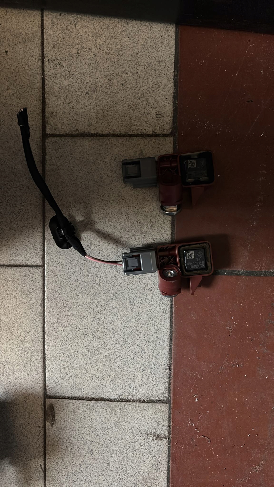beschleunigungssensor crashsensor RENAULT 988320120R