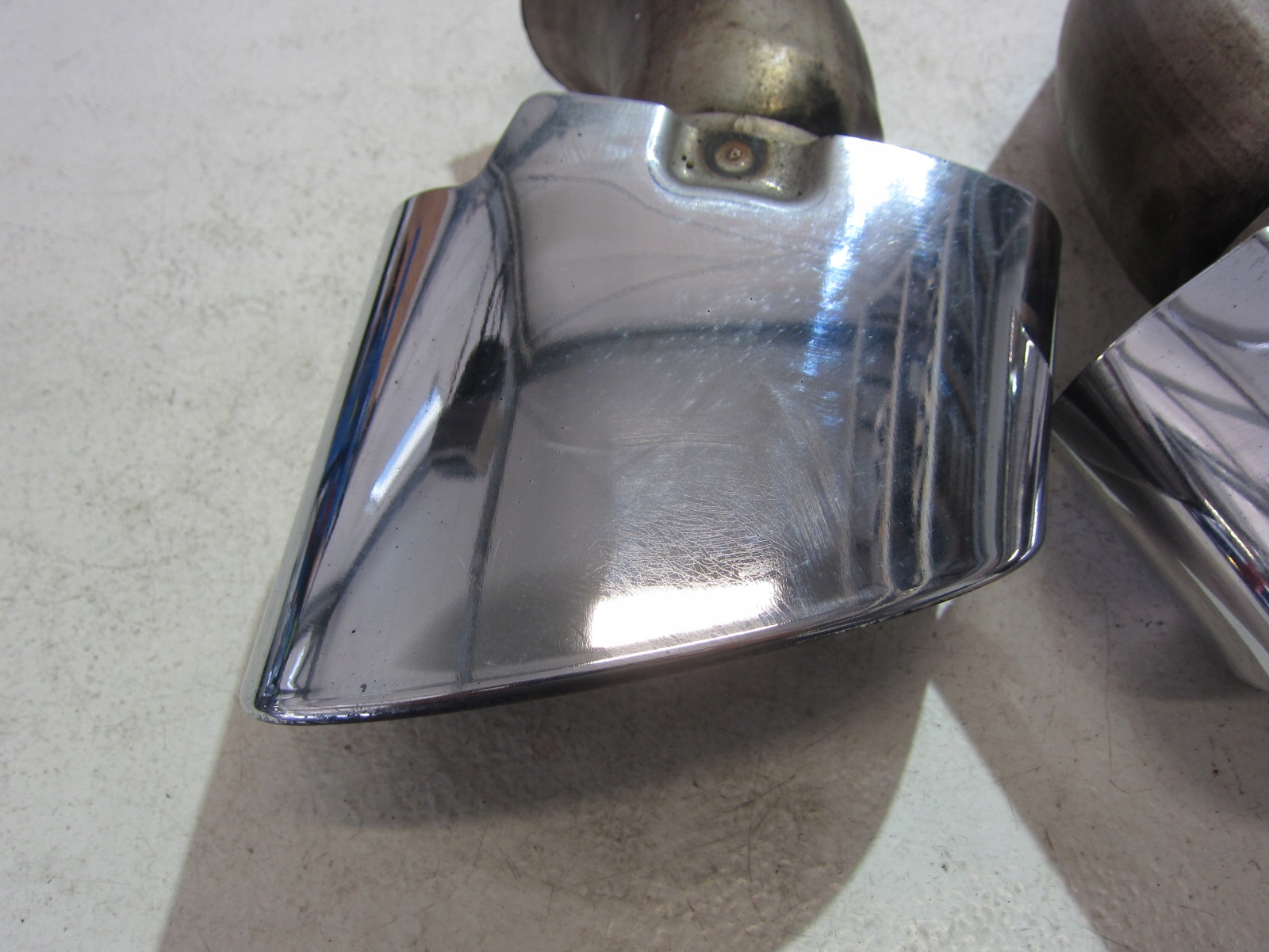 BMW E70 X5 NAKŁADKA WYDECHU CHROM CHROMOWANA Numer katalogowy części BRAK