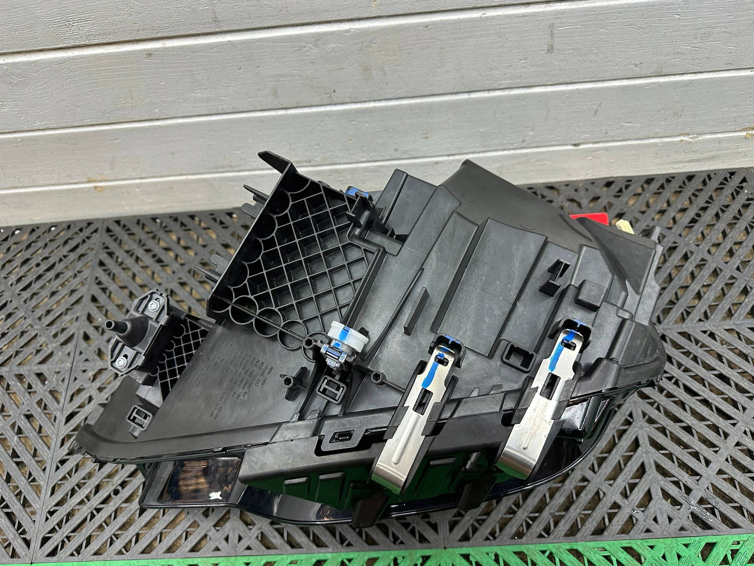 light front side right BMW 2 G42 5A3DC86