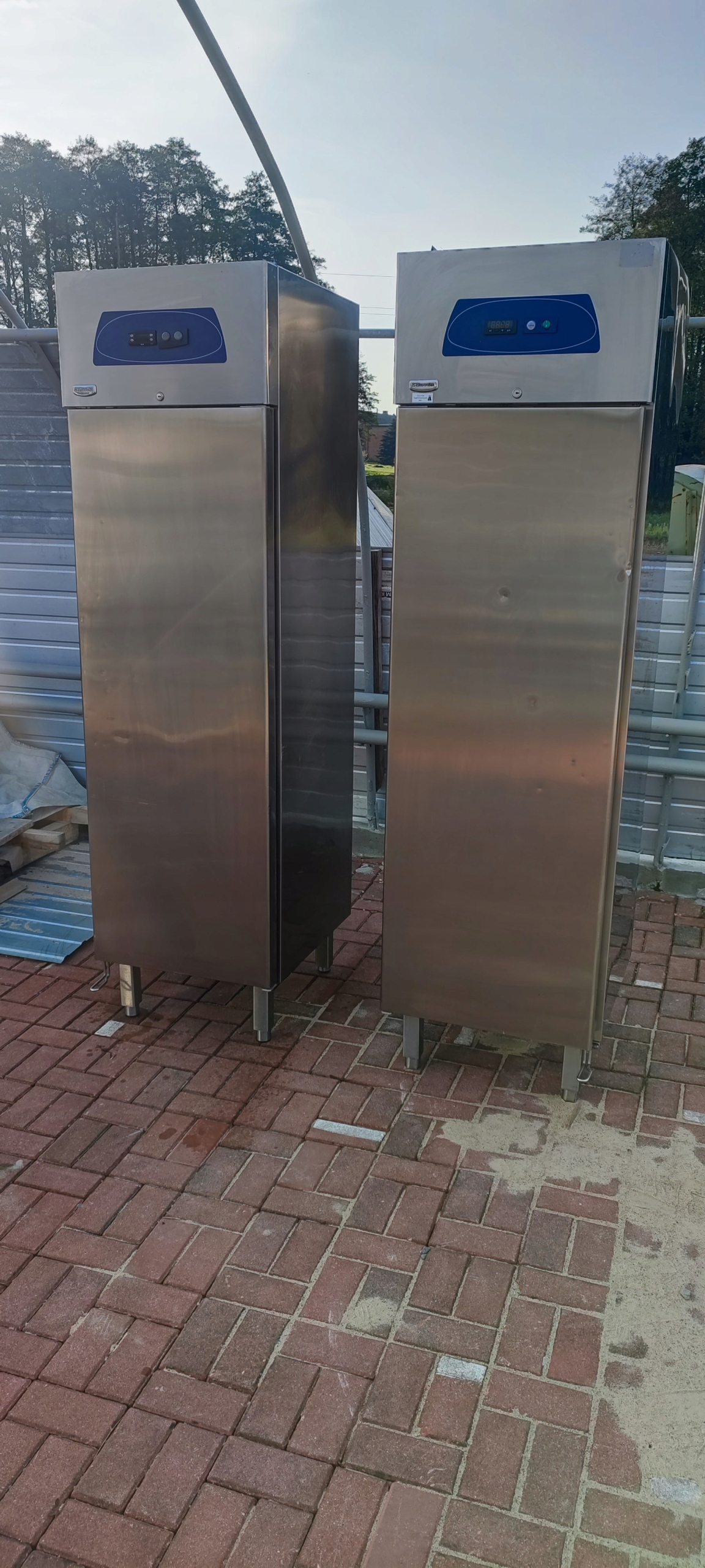 SZAFA CHŁODNICZA ELECTROLUX 400L ! OKAZJA Model 1