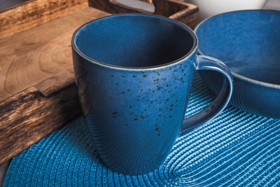 

New Kubek granatowy 400 ml