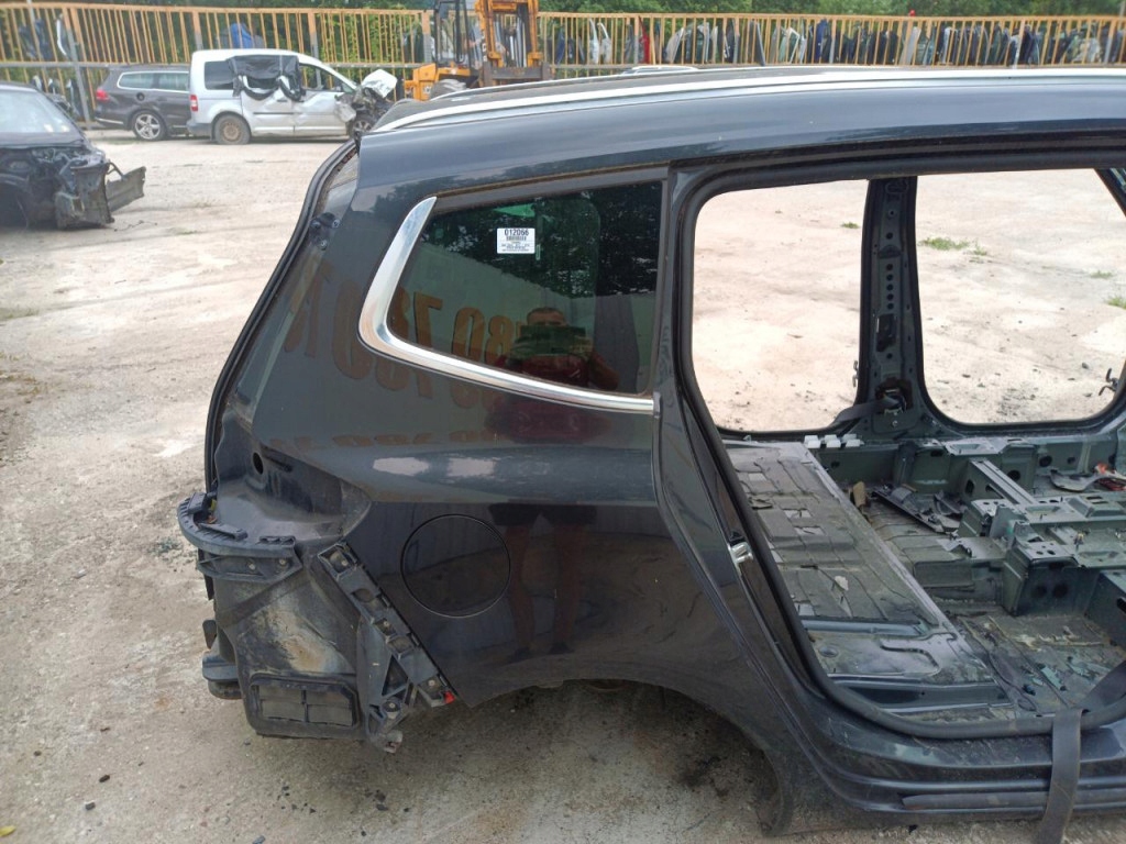OPEL ZAFIRA C ĆWIARTKA BŁOTNIK PRAWY TYŁ 01Q