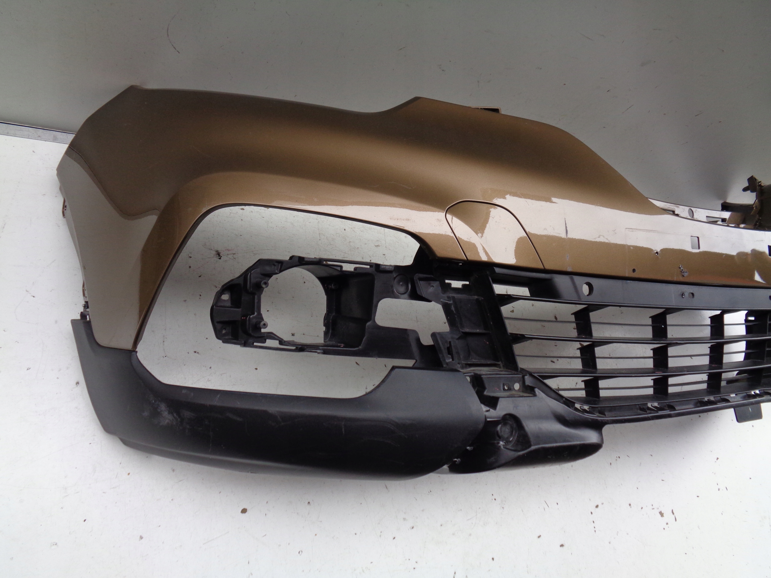 front bumper RENAULT CAPTUR 17- LIFT NR 42715