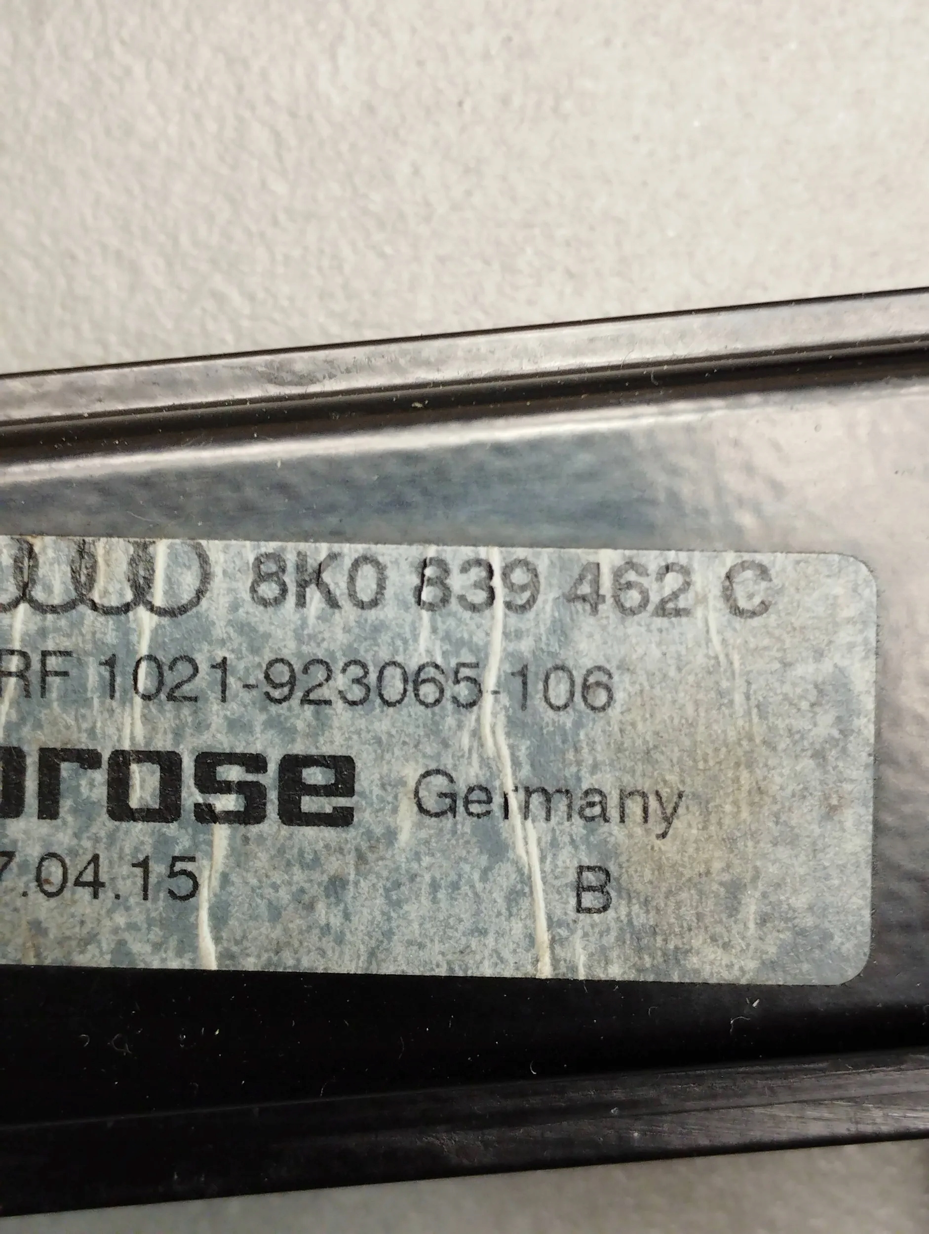 Audi A4 S4 B8 Mécanisme Droite Arrière 8K0839462C