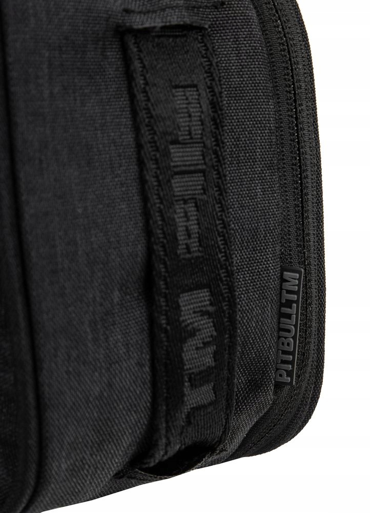 PITBULL WEST COAST KOSMETYCZKA INDUSTRIAL CZARNA TOILETRY BAG BLACK Typ saszetka