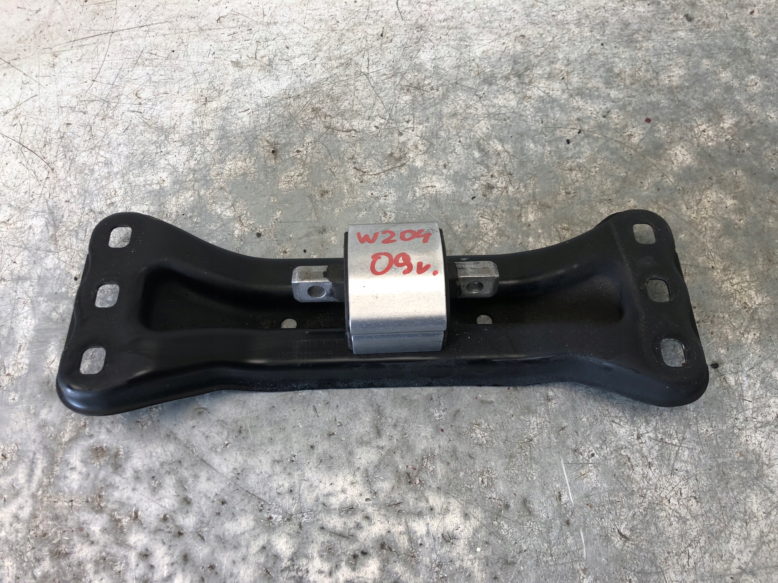 support gearboxes AUTOMAT MERCEDES W204 A2042420901