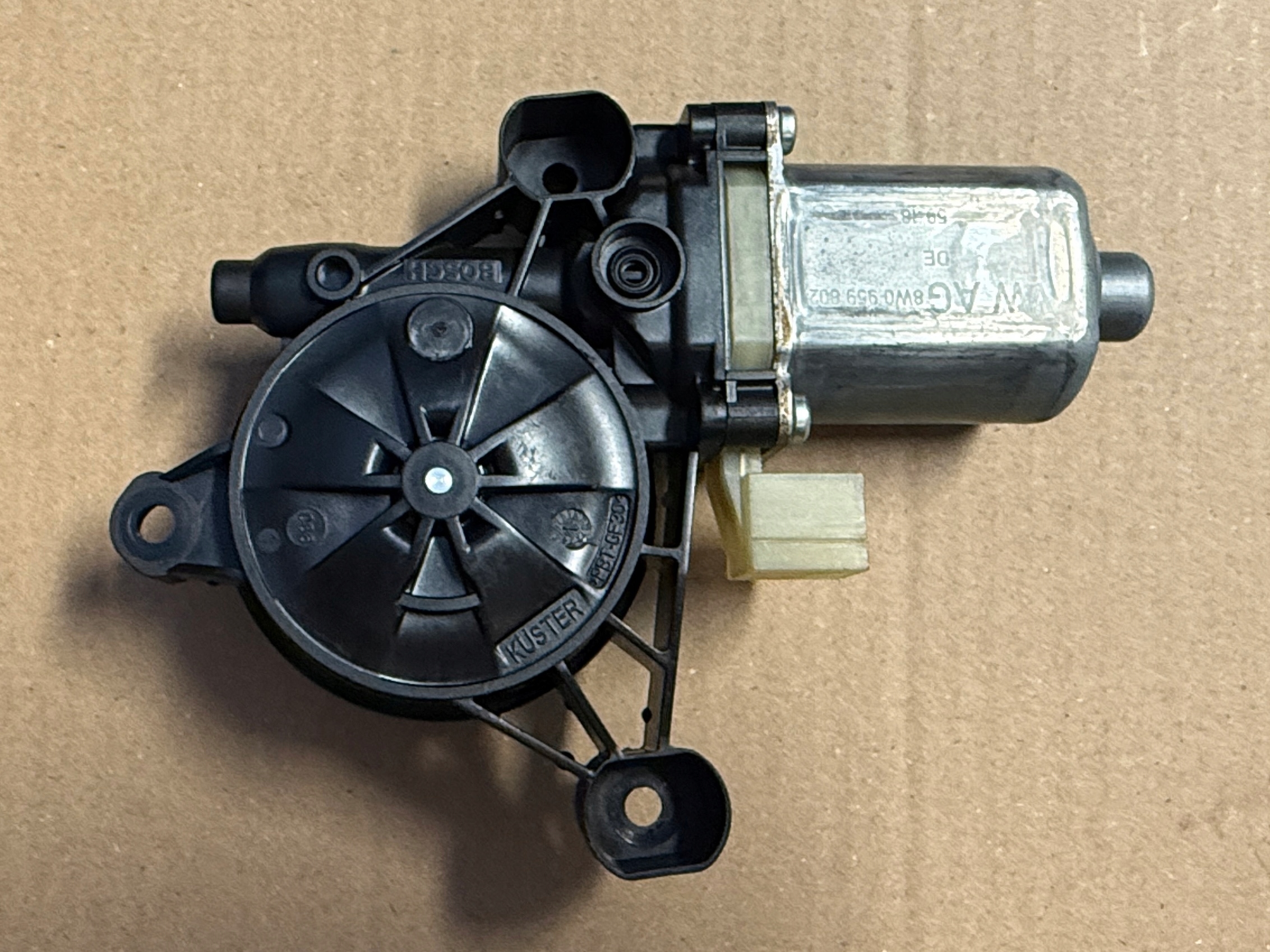 VW CRAFTER 2 MAN TGE 2017-2025 mini motor PODNOSNIKA windows right
