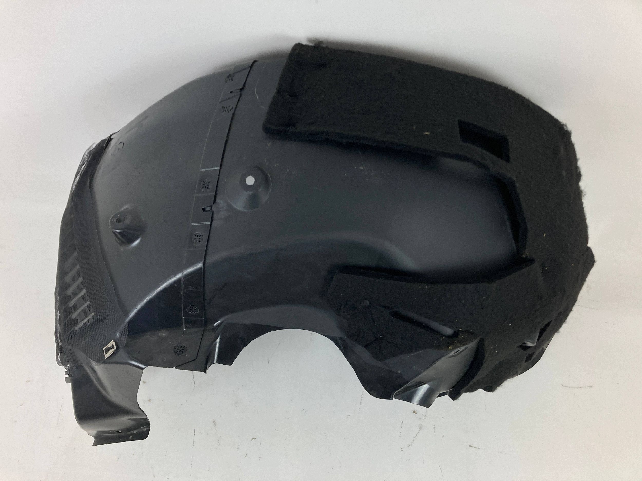 Chevrolet Corvette C8 Stingray 2020-2026 mudguard antykorozyjne right front