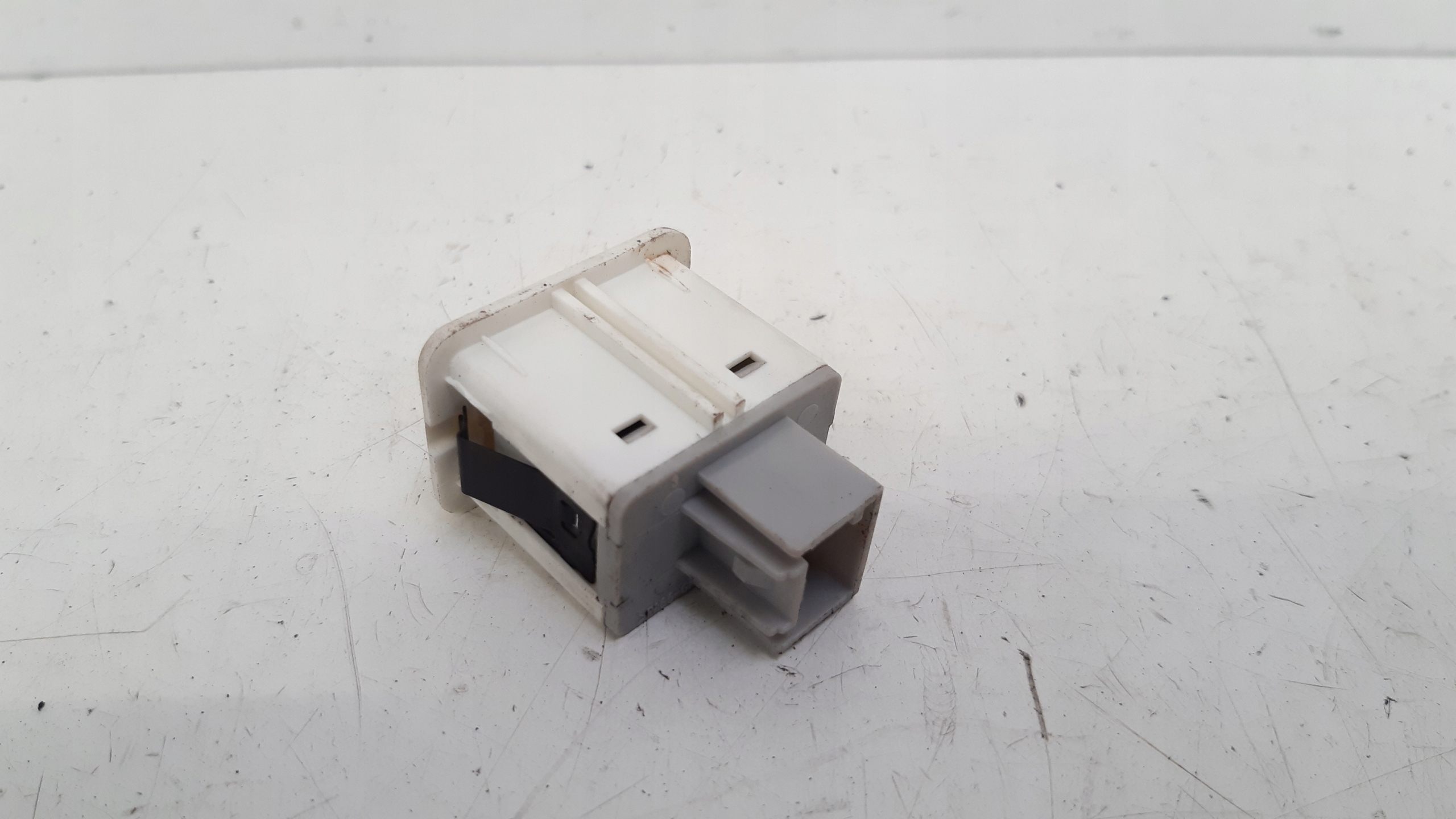 adapter USB 20944418 Chevrolet Captiva