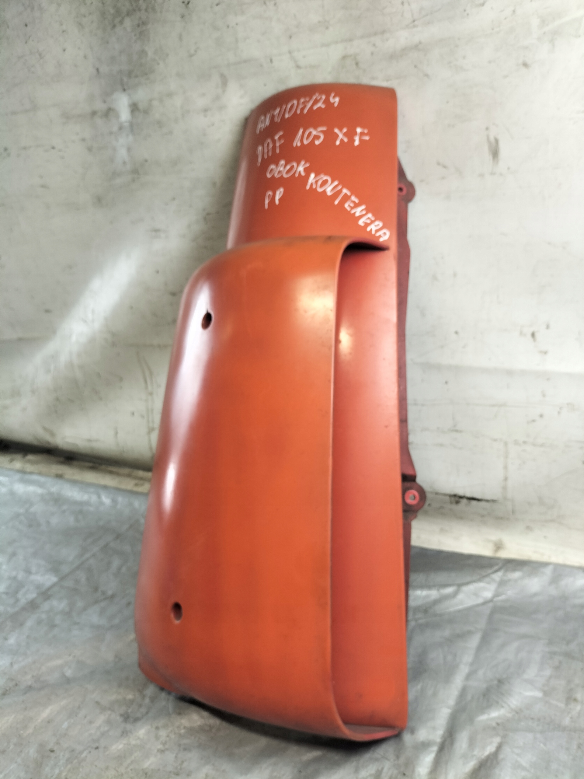 bonnet hood cabs DAF XF95 XF105 right