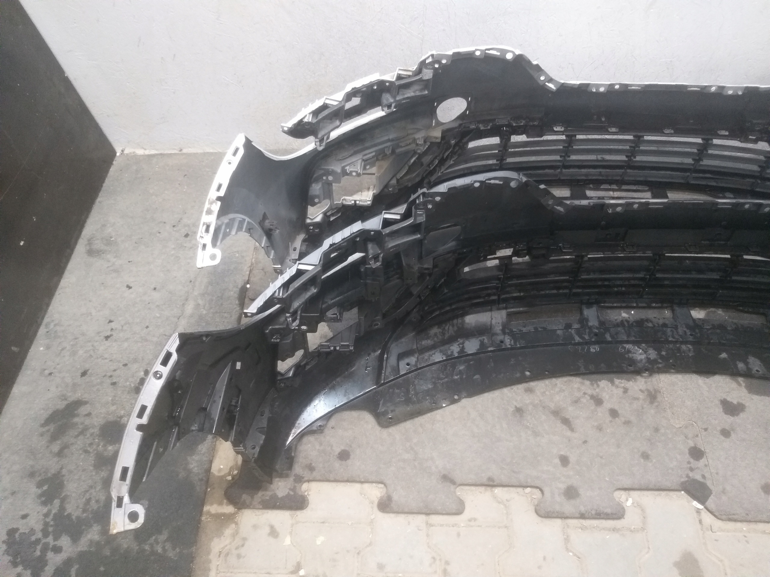 bumper front RENAULT KOLESO II 2 LIFT 19