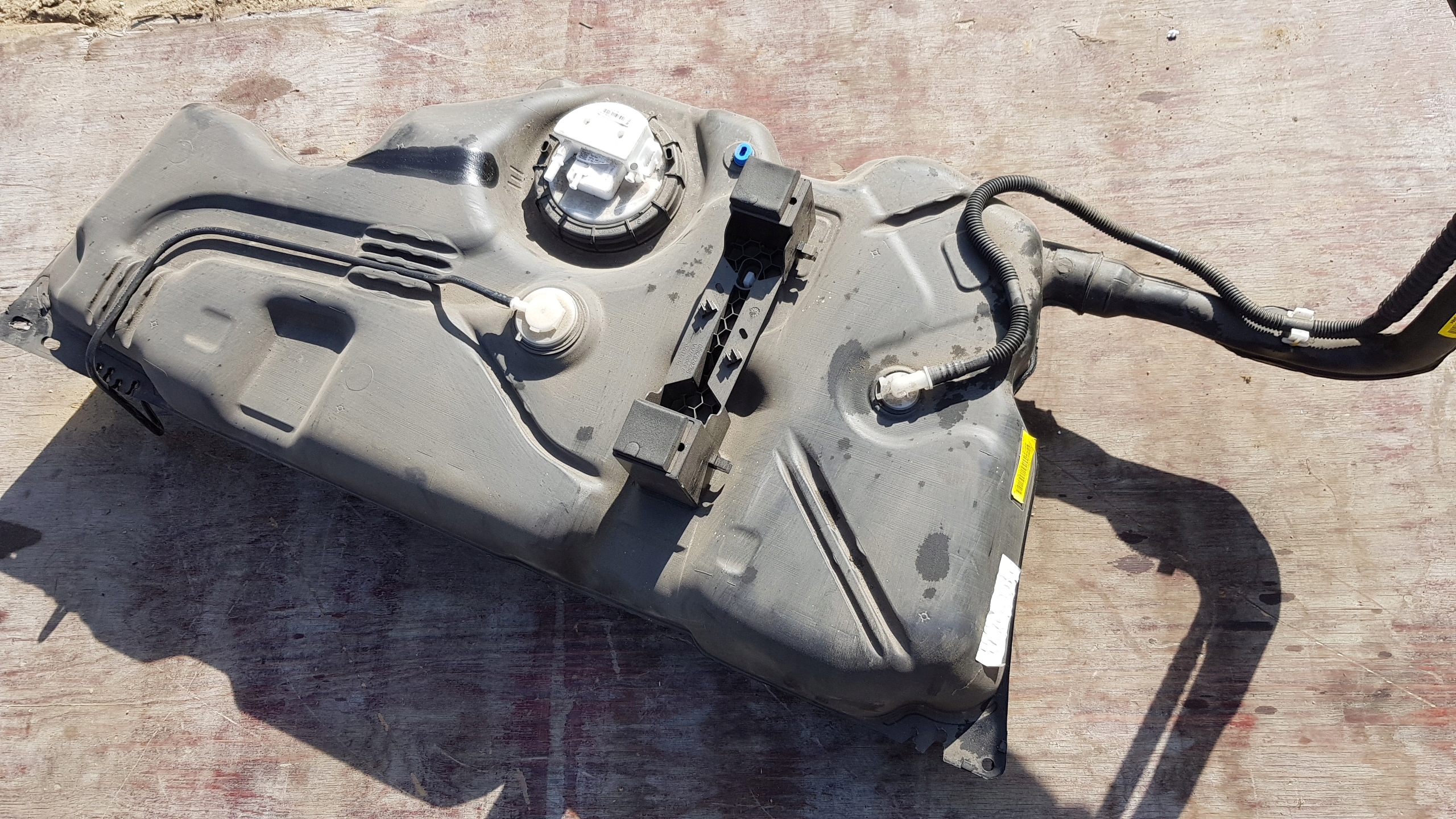 OPEL COMBO E 1.2 THP ПАЛИВНИЙ БАК 2017-