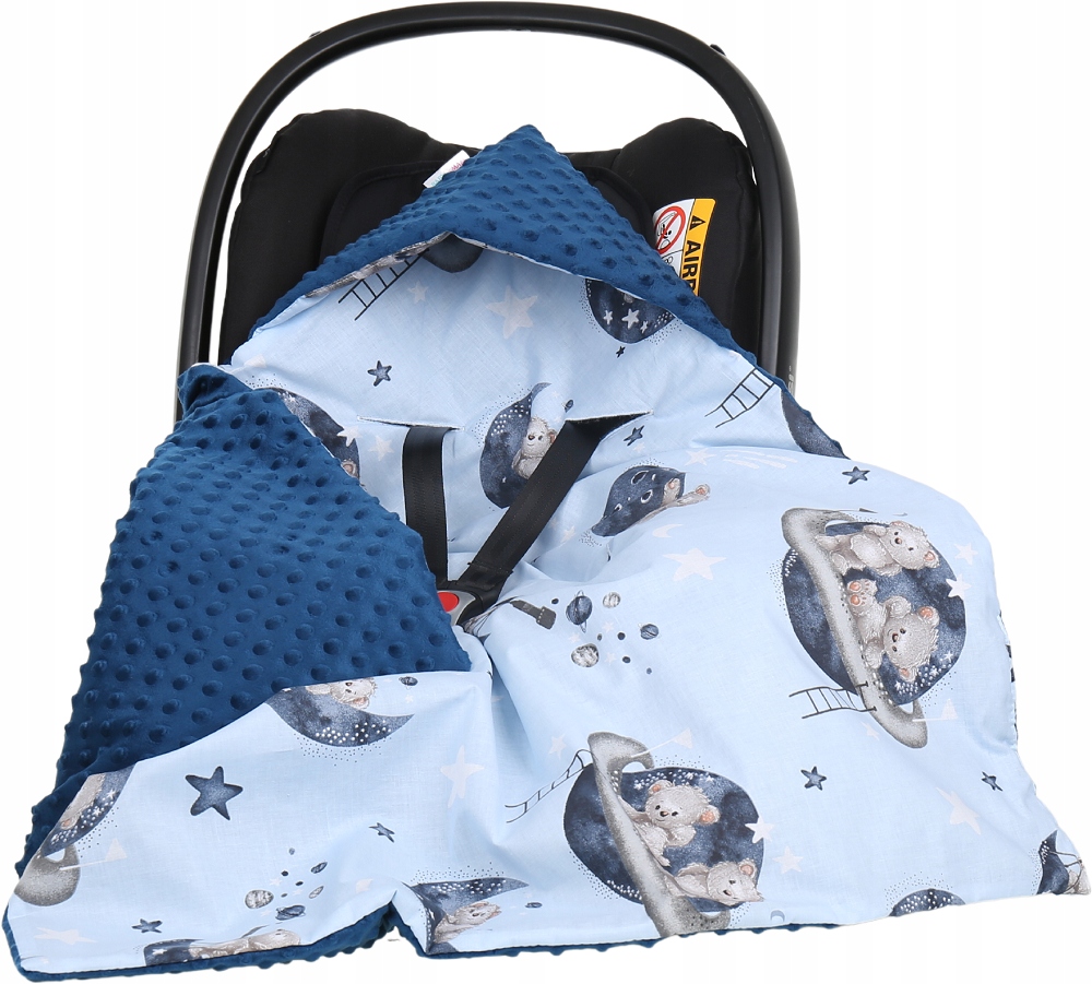 BABYMAM KOCYK MINKY DO FOTELIKA NOSIDEŁKA OTULACZ CIEPŁY Z KAPTURKIEM Kolor dominujący niebieski