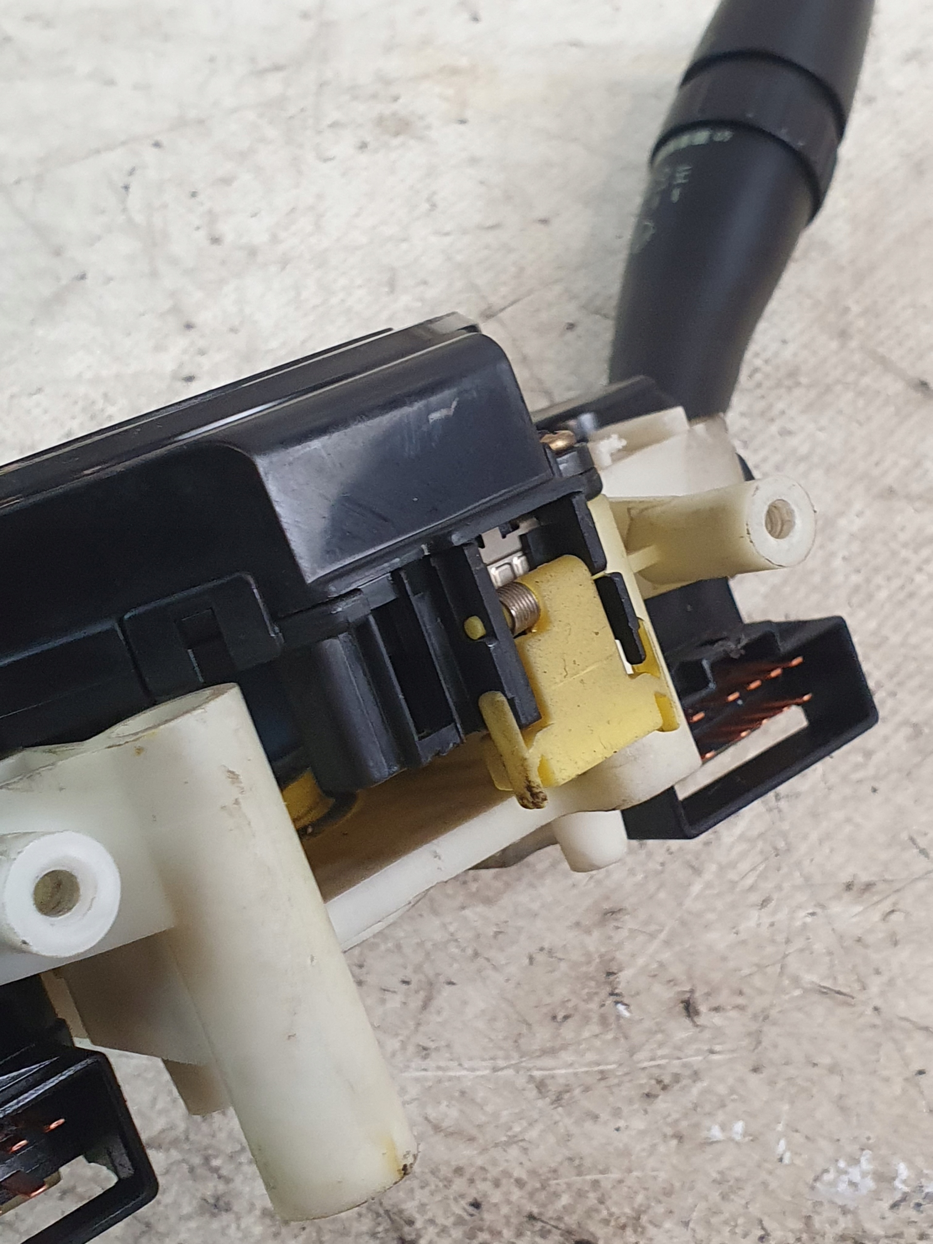 DEVIO LUCI TERGICRISTALLO TERGI HYUNDAI MATRIX 01r. OE 9340017250