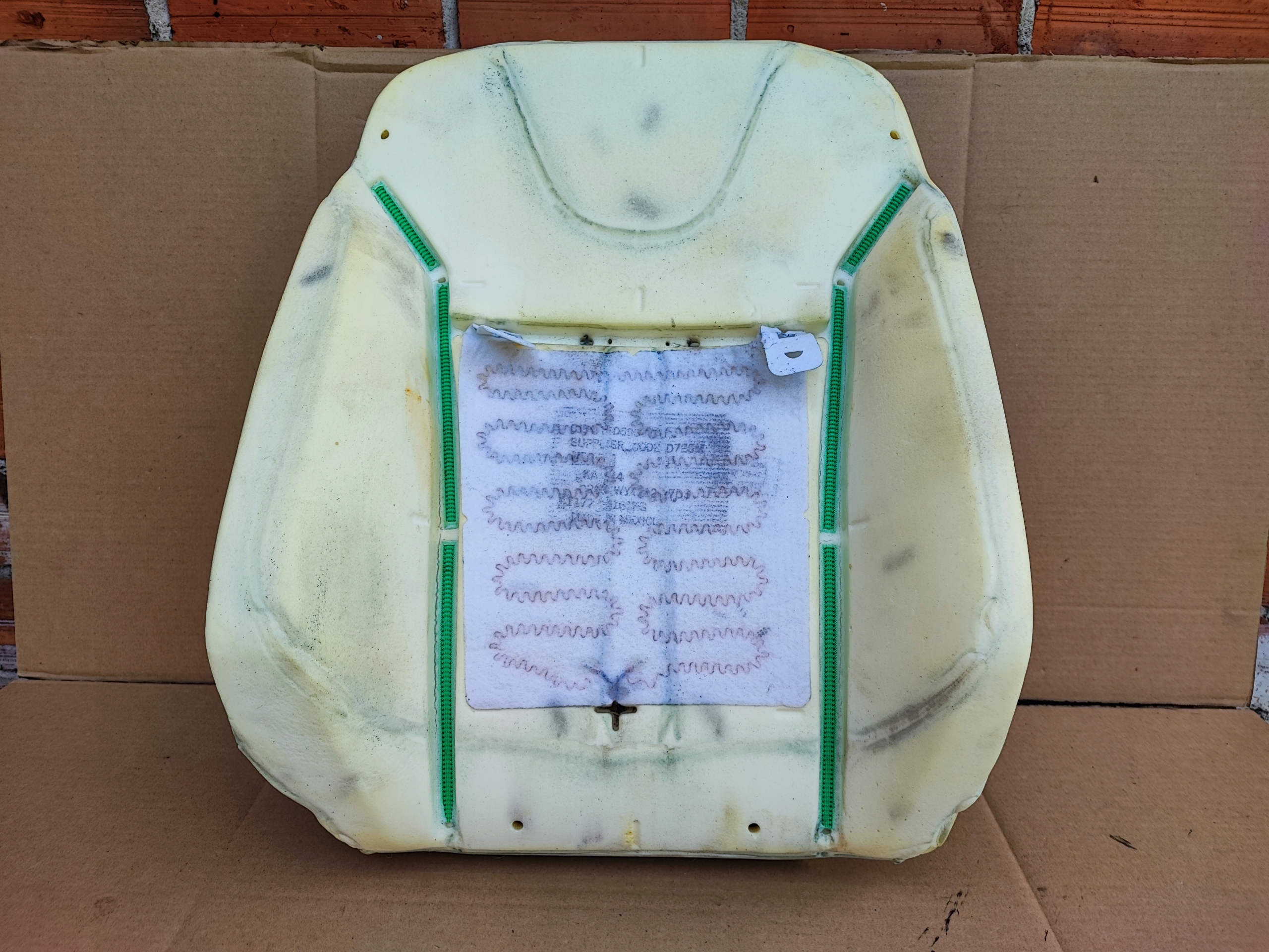 Kuga Mk2 спинка стілець правий перед губка правого нагрівається килимок опалення