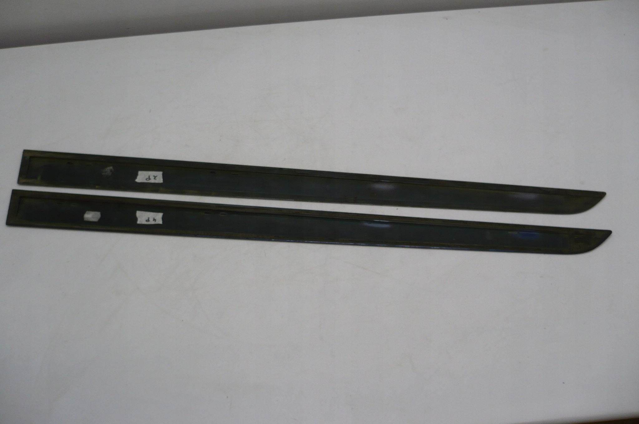 OPEL ASTRA H III 3 moulding door right front