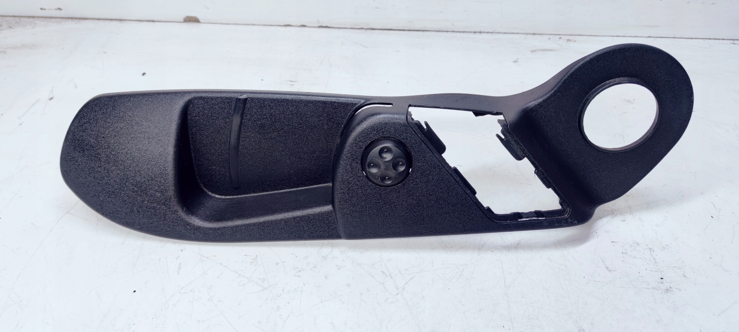cover spoiler seat left AUDI A6 C6 2100036L